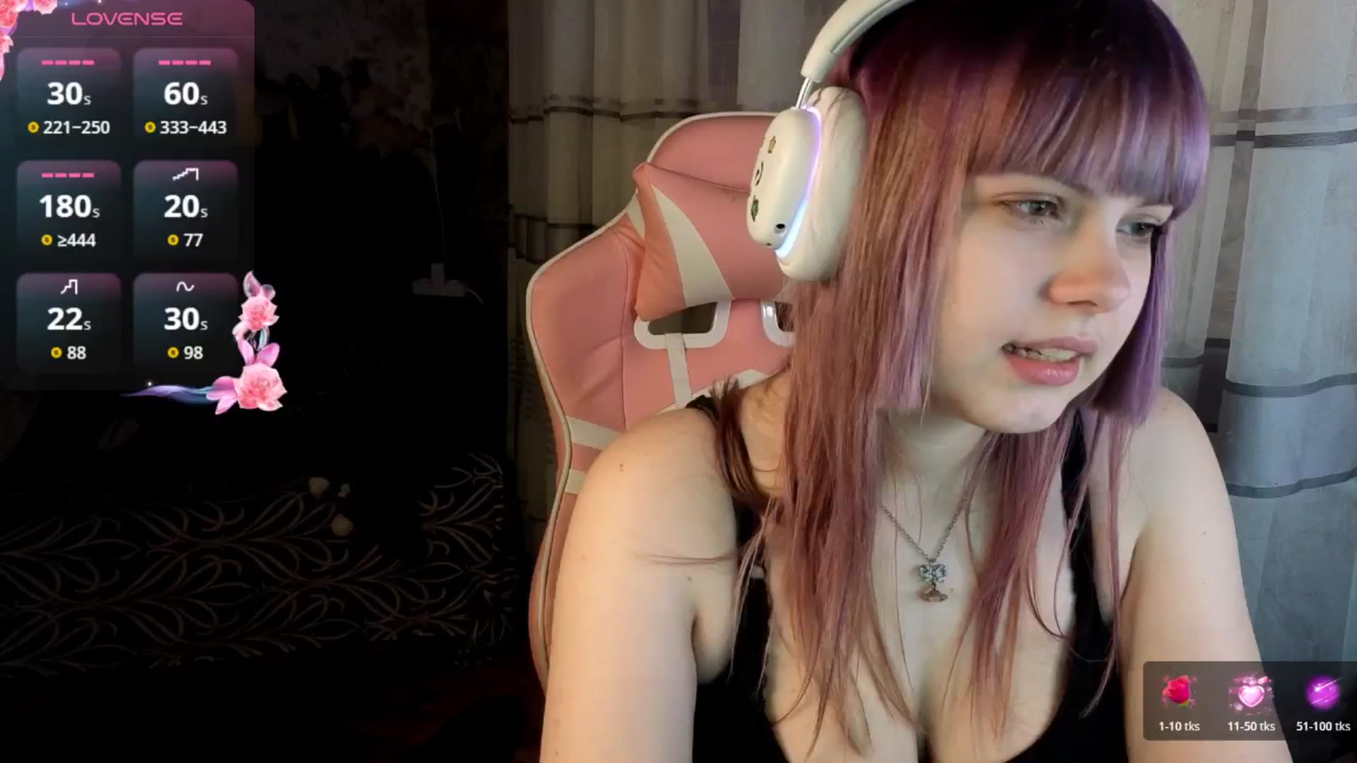 Gallery image thumbnail from LovelyKriss's myfreecams stream on, 03/11/2026, 24:05 image 20 of 20
