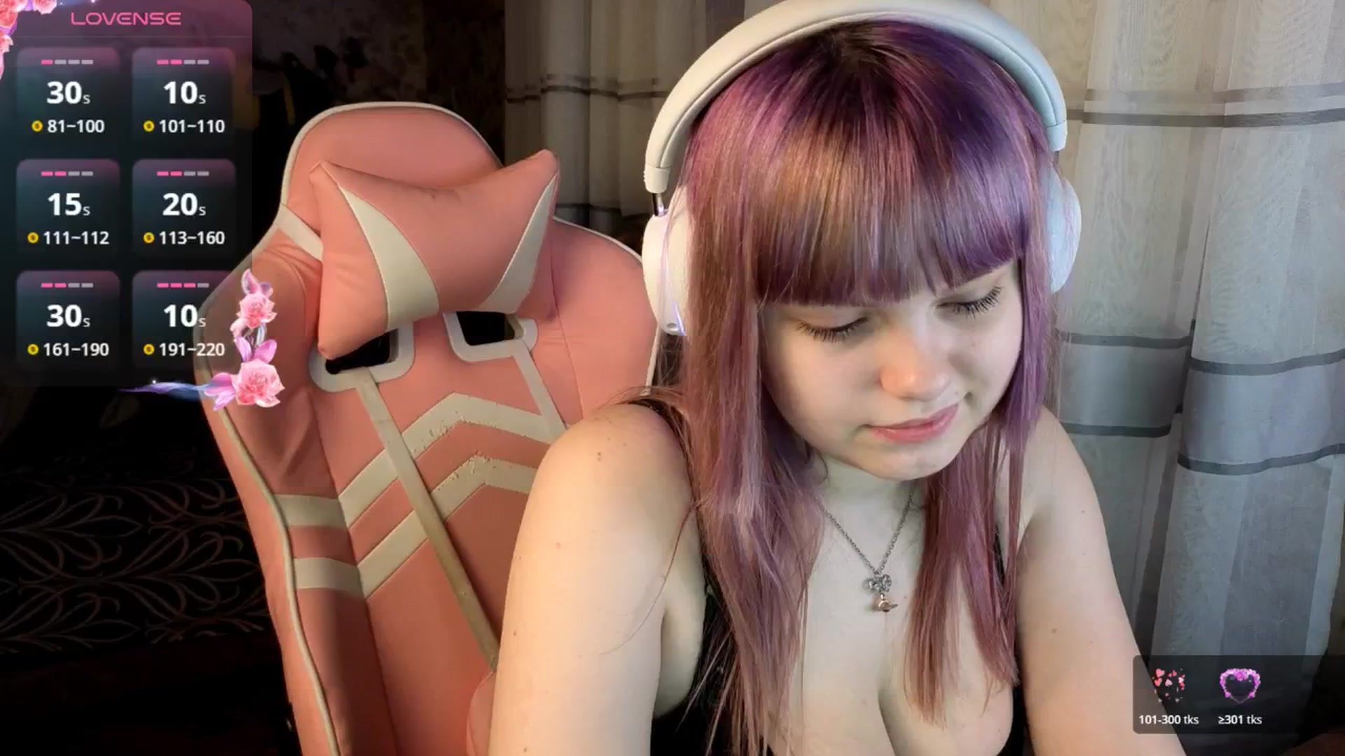 Gallery image thumbnail from LovelyKriss's myfreecams stream on, 03/11/2026, 02:57 image 3 of 20