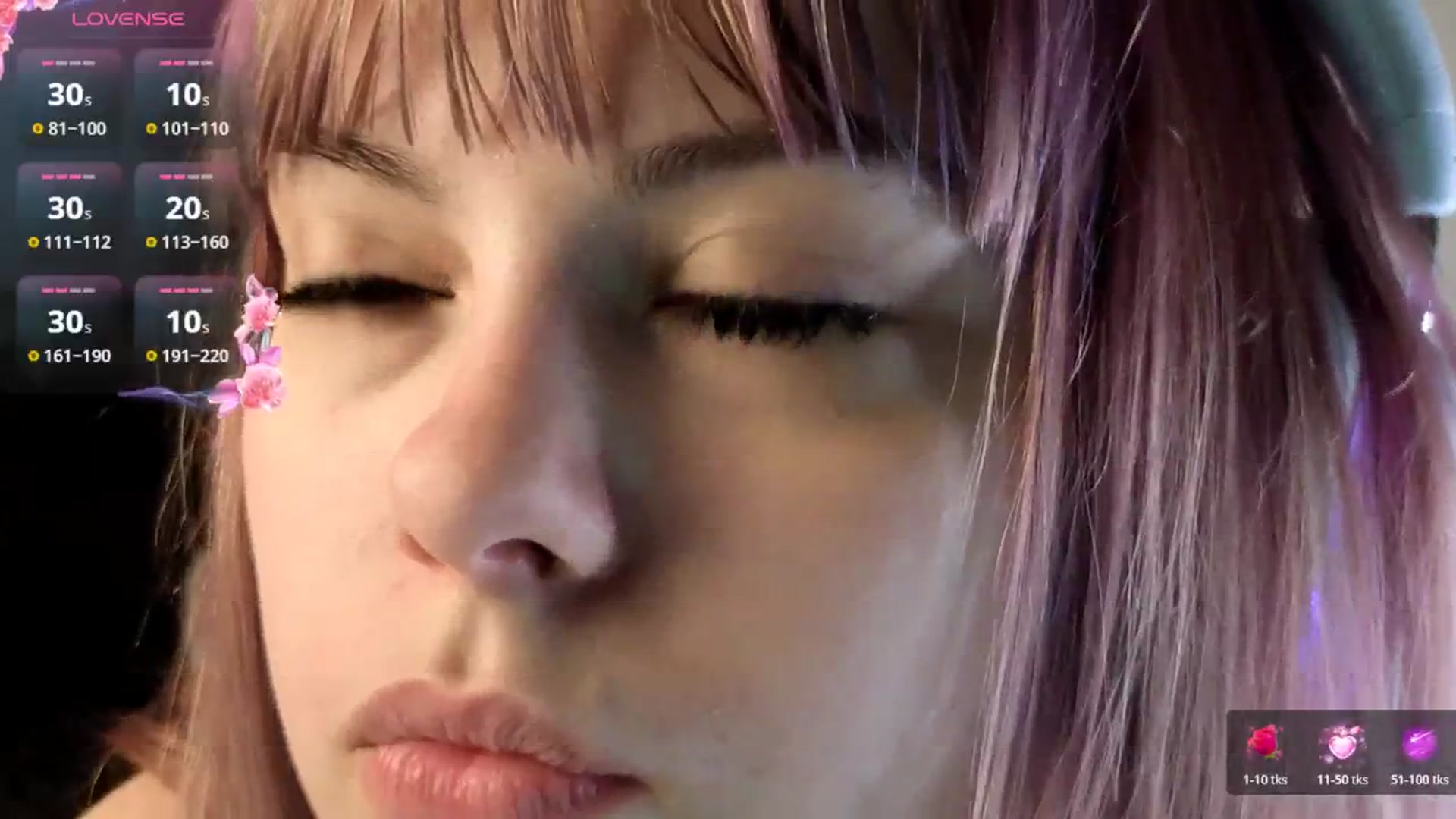 Gallery image thumbnail from LovelyKriss's myfreecams stream on, 03/23/2026, 24:45 image 19 of 20