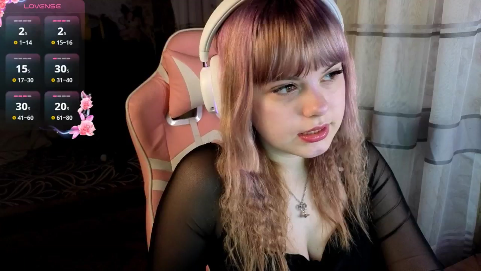 Gallery image thumbnail from LovelyKriss's myfreecams stream on, 03/26/2026, 01:13 image 8 of 20