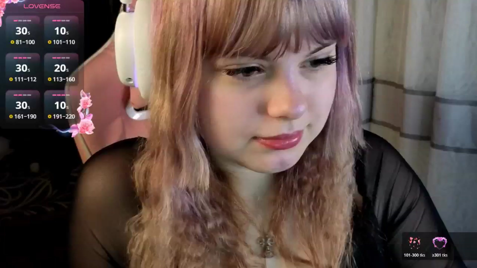 Gallery image thumbnail from LovelyKriss's myfreecams stream on, 03/26/2026, 01:13 image 7 of 20
