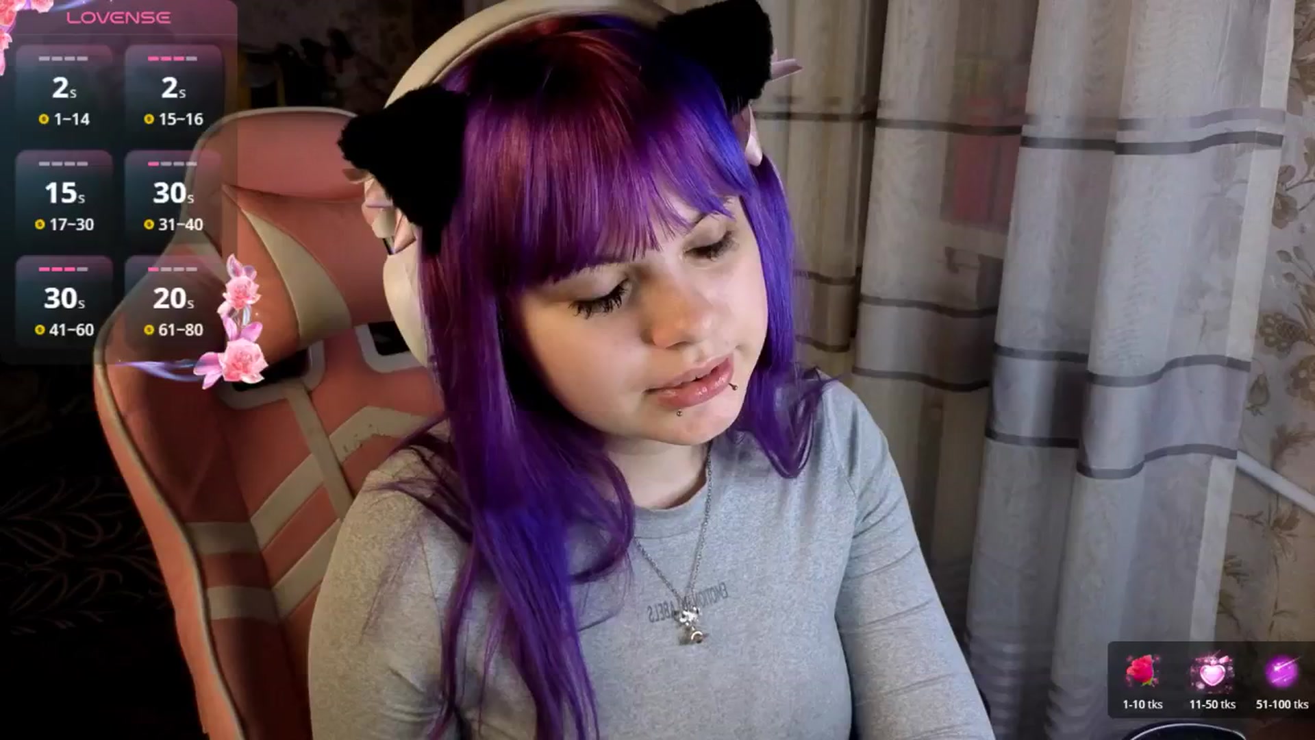 Gallery image thumbnail from LovelyKriss's myfreecams stream on, 04/09/2026, 01:17 image 8 of 20