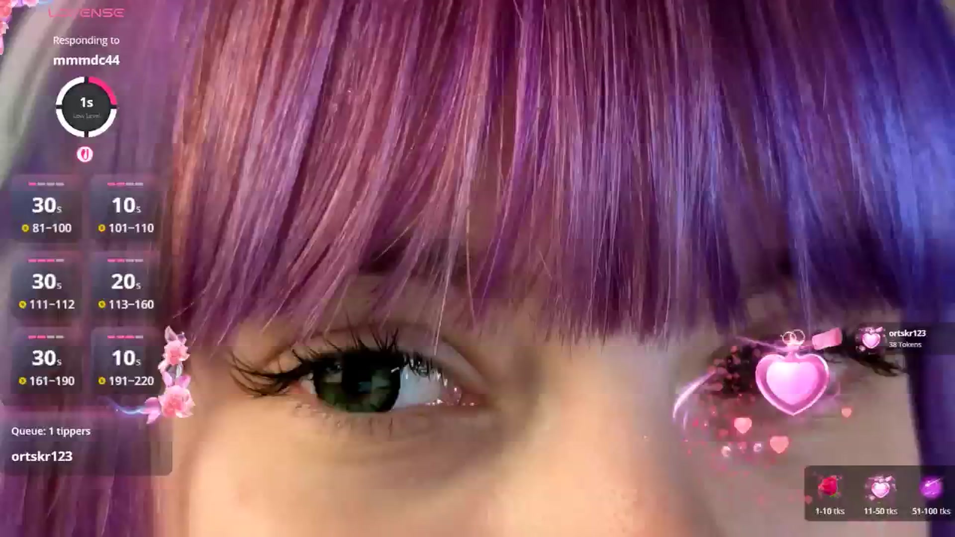 Gallery image thumbnail from LovelyKriss's myfreecams stream on, 04/14/2026, 24:13 image 10 of 20