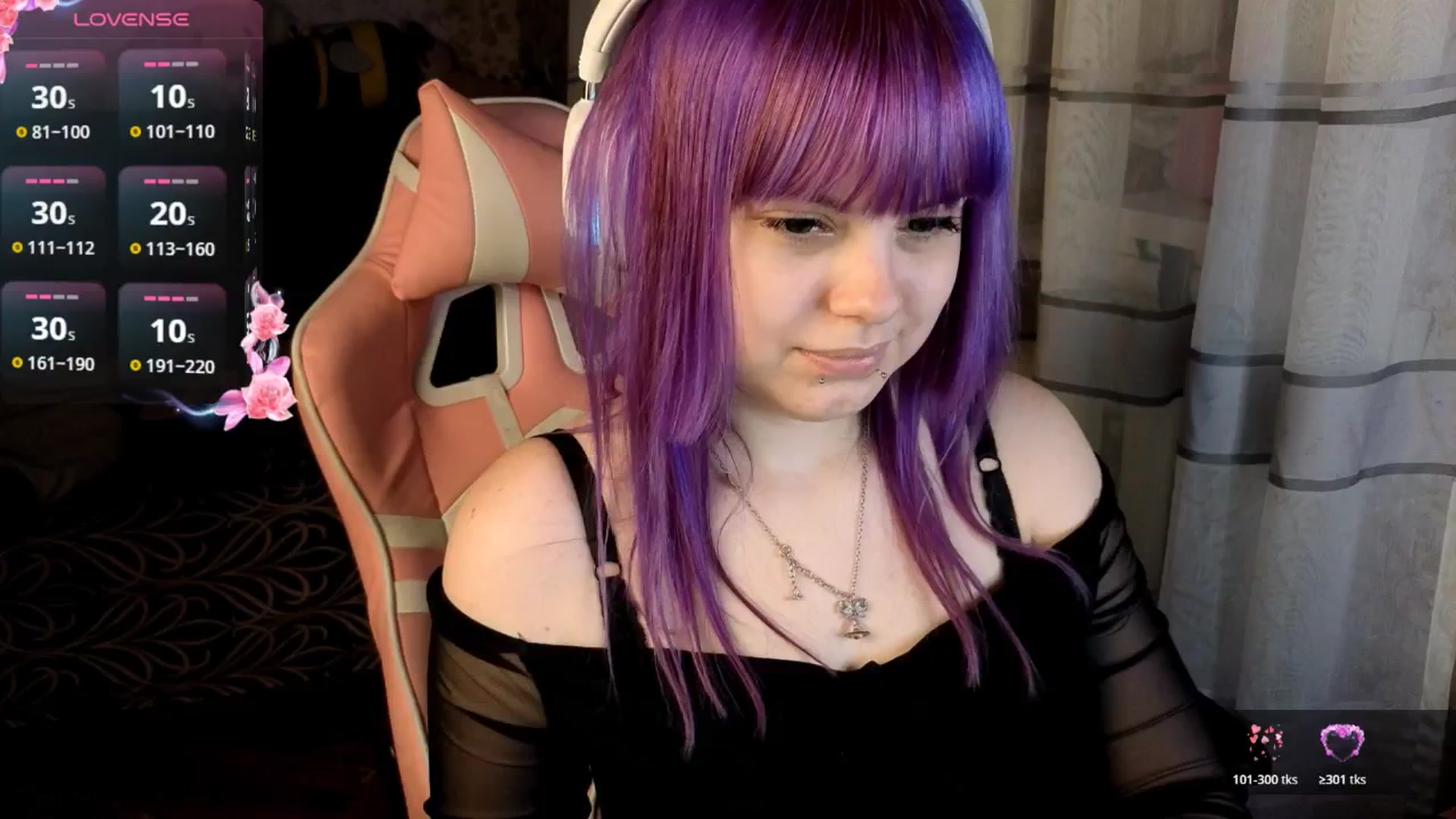 Gallery image thumbnail from LovelyKriss's myfreecams stream on, 04/14/2026, 24:13 image 20 of 20