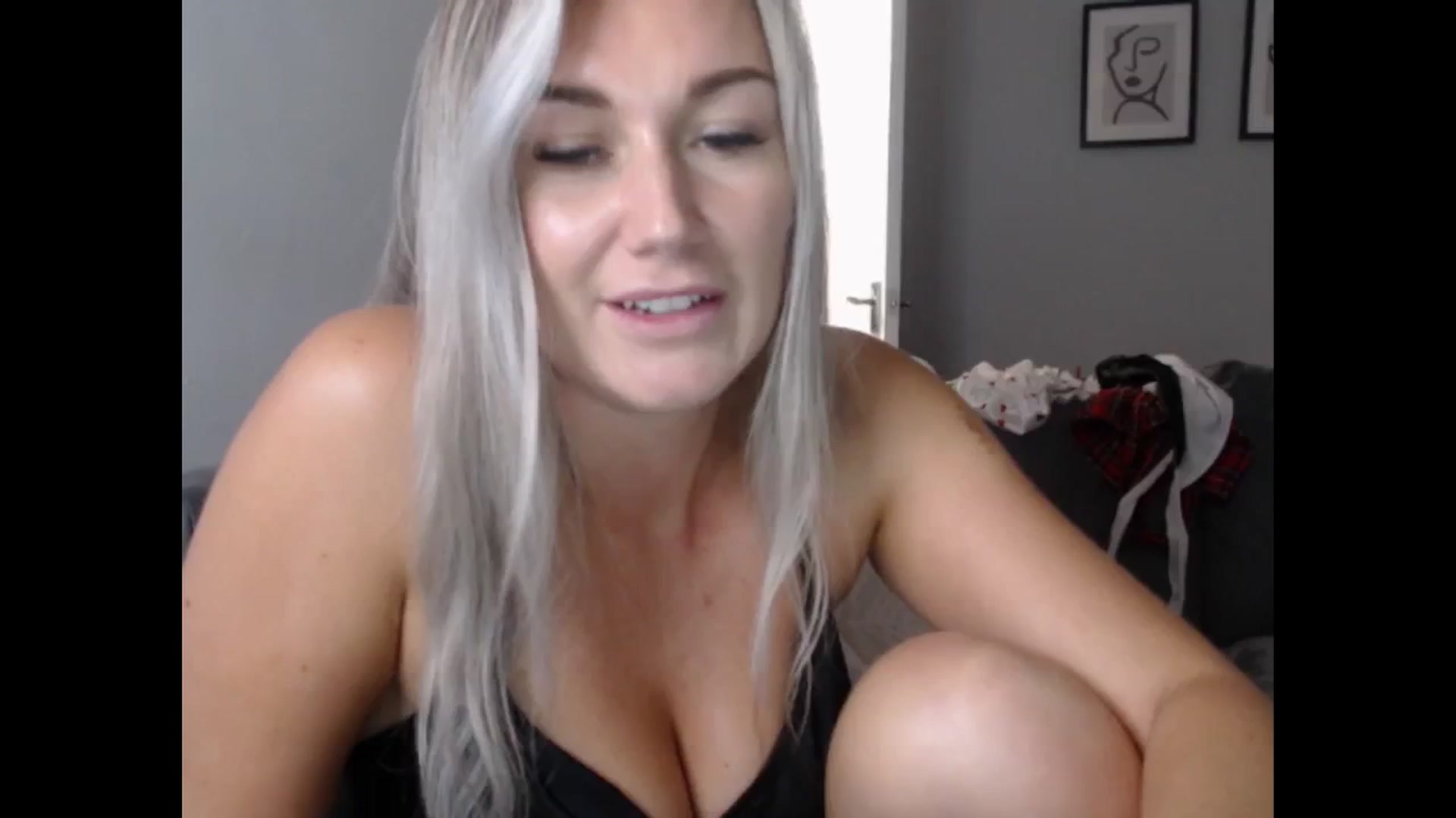 Gallery image thumbnail from LovelyLucy25's myfreecams stream on, 09/12/2024, 19:42 image 8 of 20