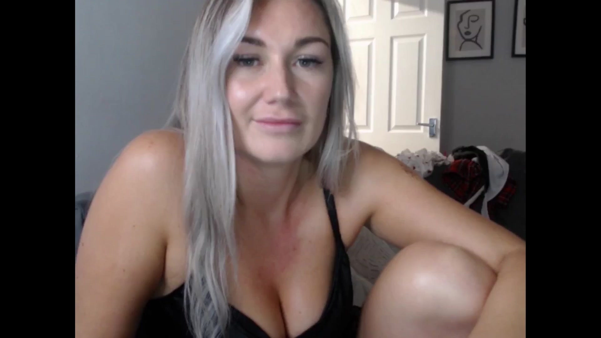 Gallery image thumbnail from LovelyLucy25's myfreecams stream on, 09/12/2024, 19:42 image 20 of 20