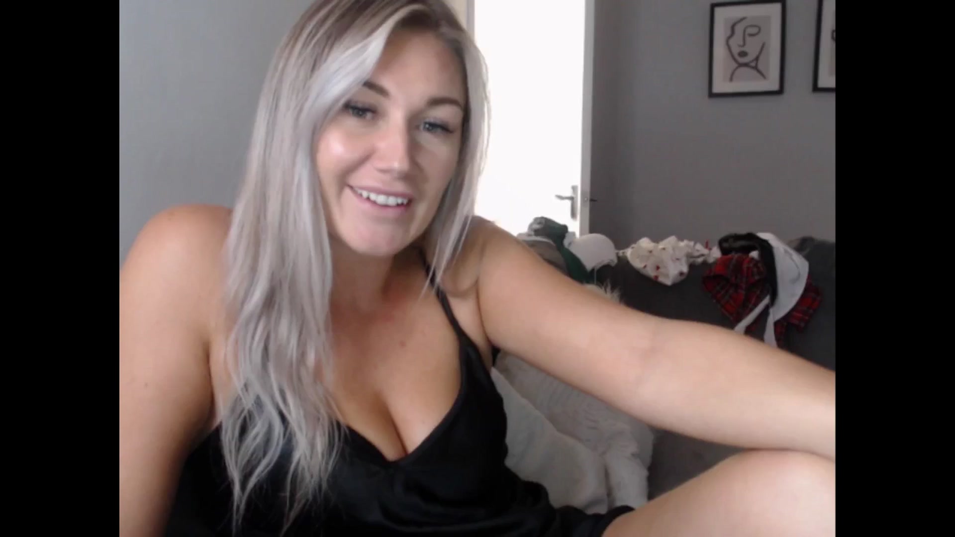 Gallery image thumbnail from LovelyLucy25's myfreecams stream on, 09/12/2024, 19:42 image 2 of 20