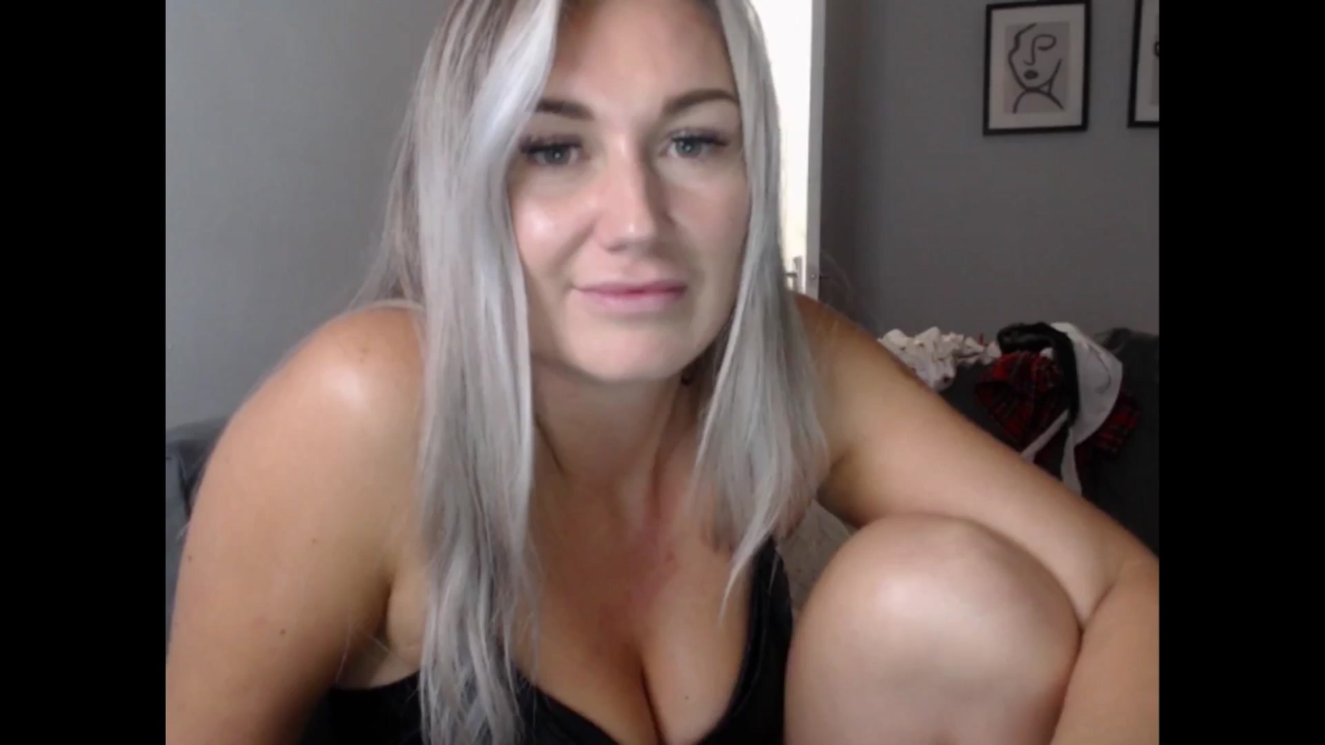 Gallery image thumbnail from LovelyLucy25's myfreecams stream on, 09/12/2024, 19:42 image 14 of 20