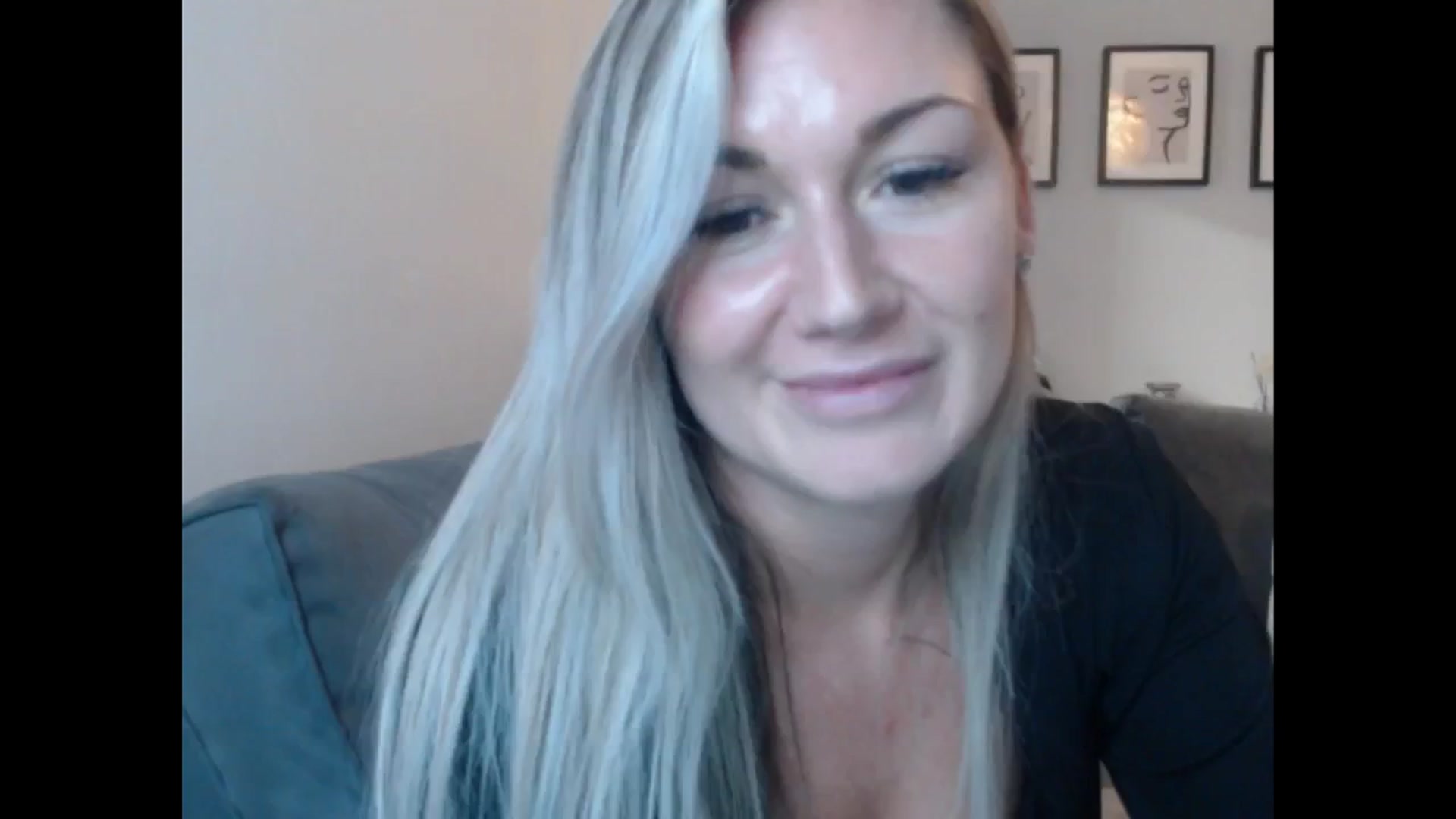 Gallery image thumbnail from LovelyLucy25's myfreecams stream on, 09/24/2024, 20:33 image 13 of 20
