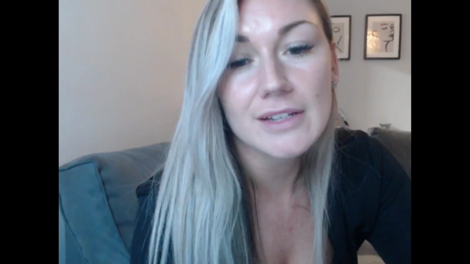 Gallery image thumbnail from LovelyLucy25's myfreecams stream on, 09/24/2024, 20:33 image 16 of 20