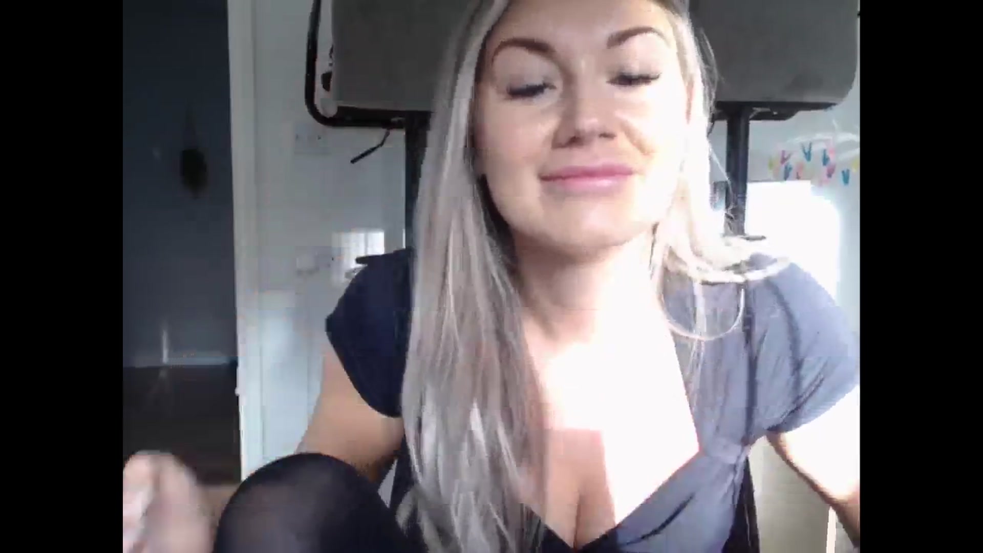 Gallery image thumbnail from LovelyLucy25's myfreecams stream on, 10/10/2024, 09:09 image 4 of 20