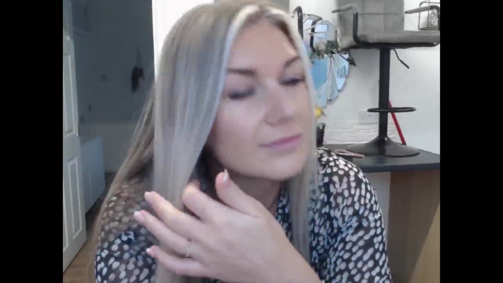 Gallery image thumbnail from LovelyLucy25's myfreecams stream on, 11/08/2024, 09:53 image 3 of 20