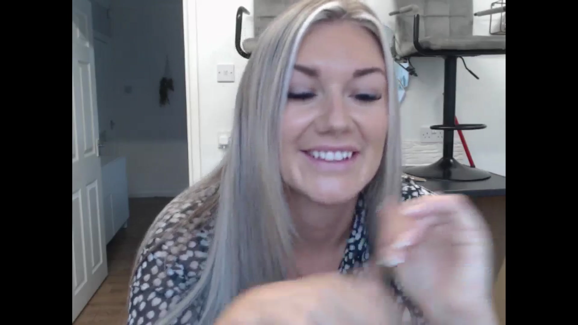 Gallery image thumbnail from LovelyLucy25's myfreecams stream on, 11/08/2024, 09:53 image 5 of 20