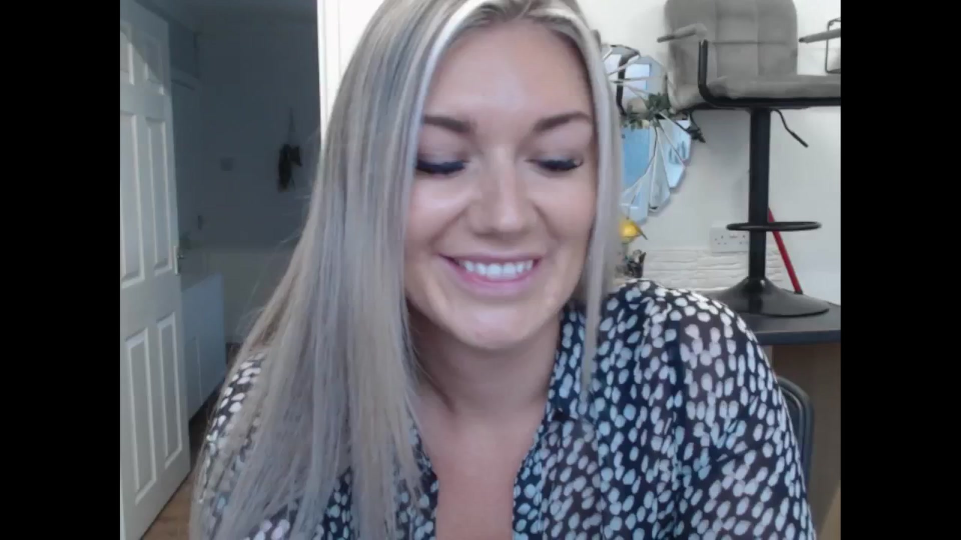 Gallery image thumbnail from LovelyLucy25's myfreecams stream on, 11/08/2024, 09:53 image 7 of 20