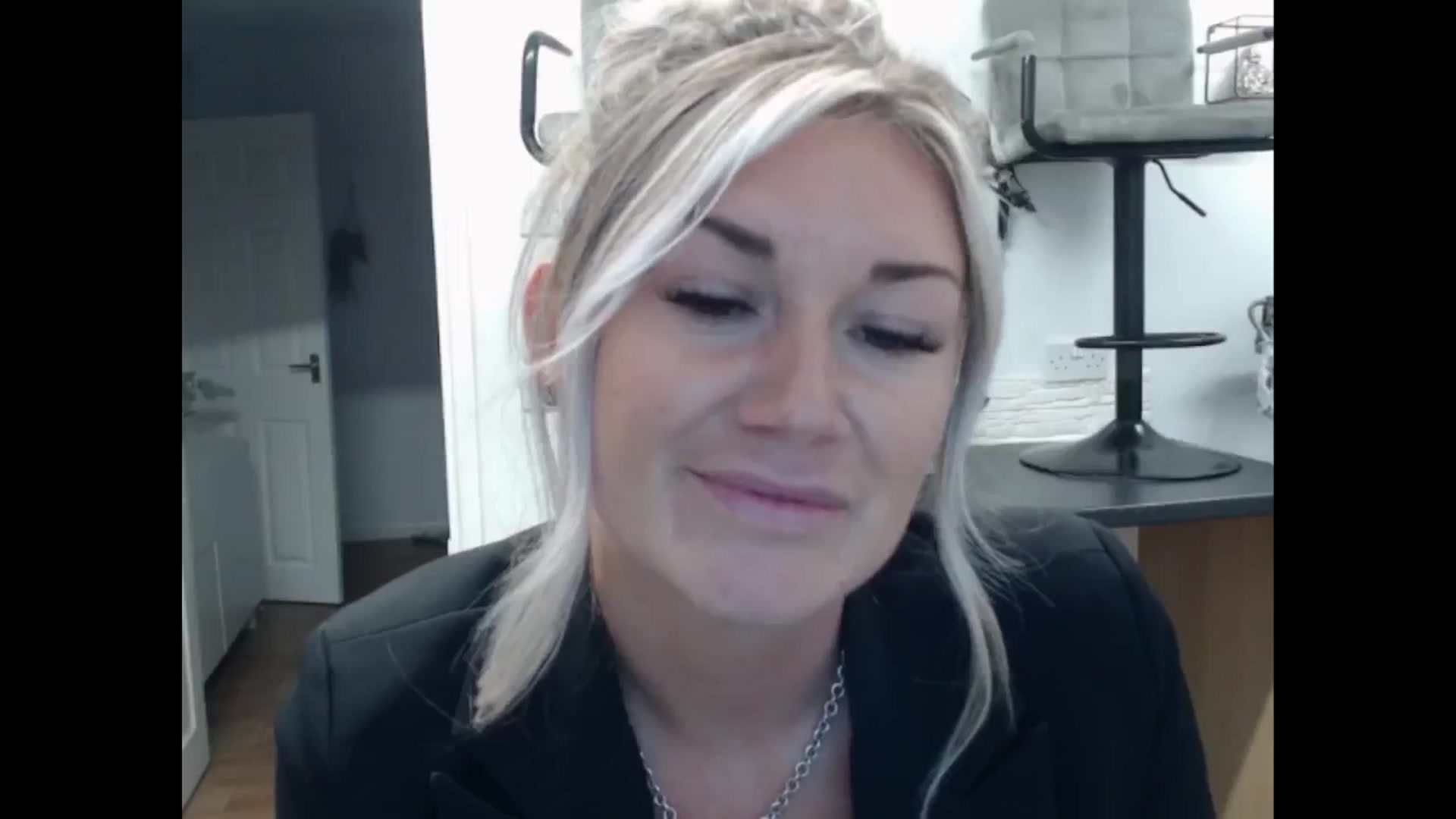 Gallery image thumbnail from LovelyLucy25's myfreecams stream on, 11/12/2024, 16:13 image 13 of 20