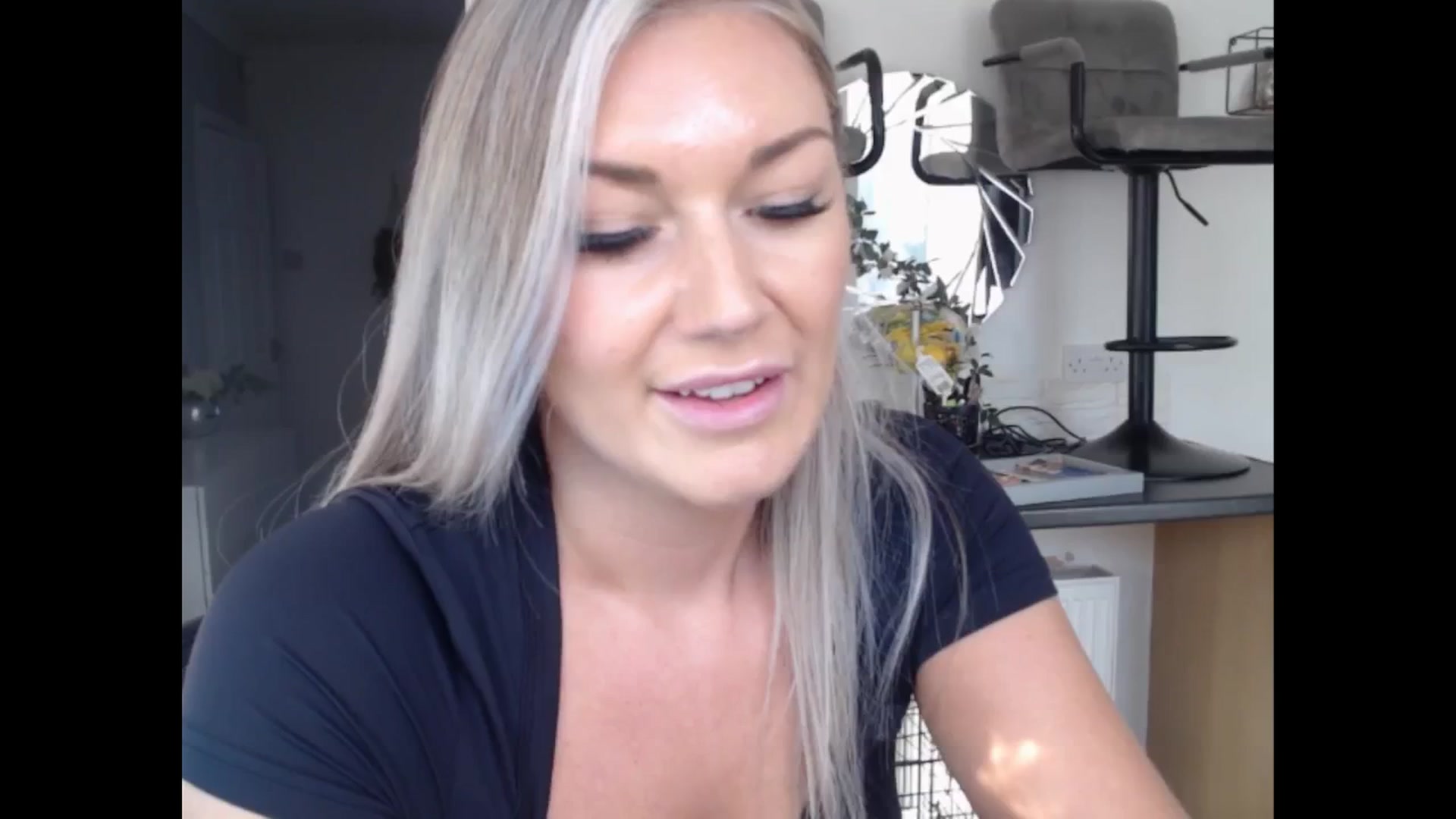 Gallery image thumbnail from LovelyLucy25's myfreecams stream on, 11/14/2024, 11:03 image 1 of 20