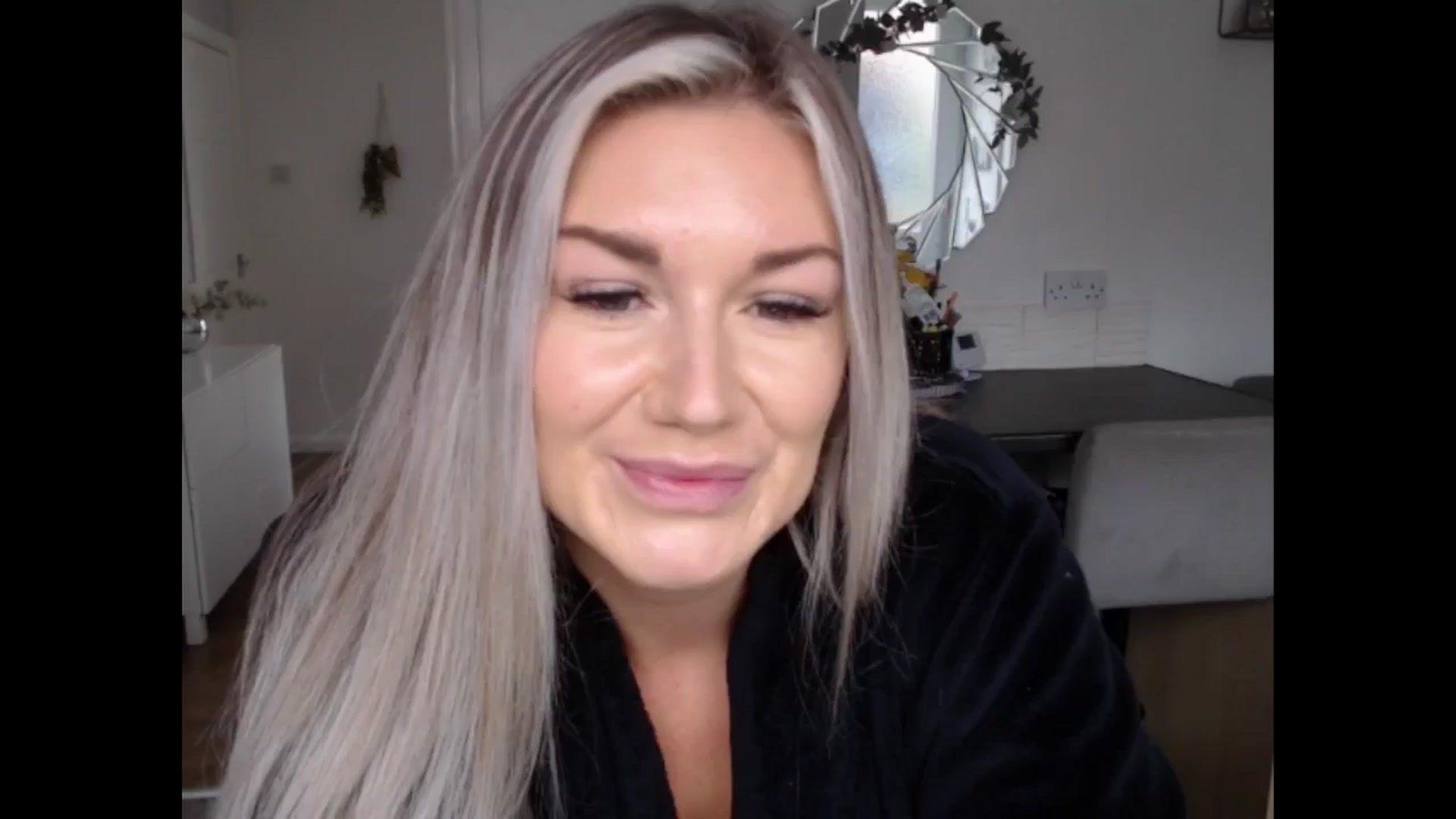 Gallery image thumbnail from LovelyLucy25's myfreecams stream on, 11/16/2024, 10:55 image 6 of 20