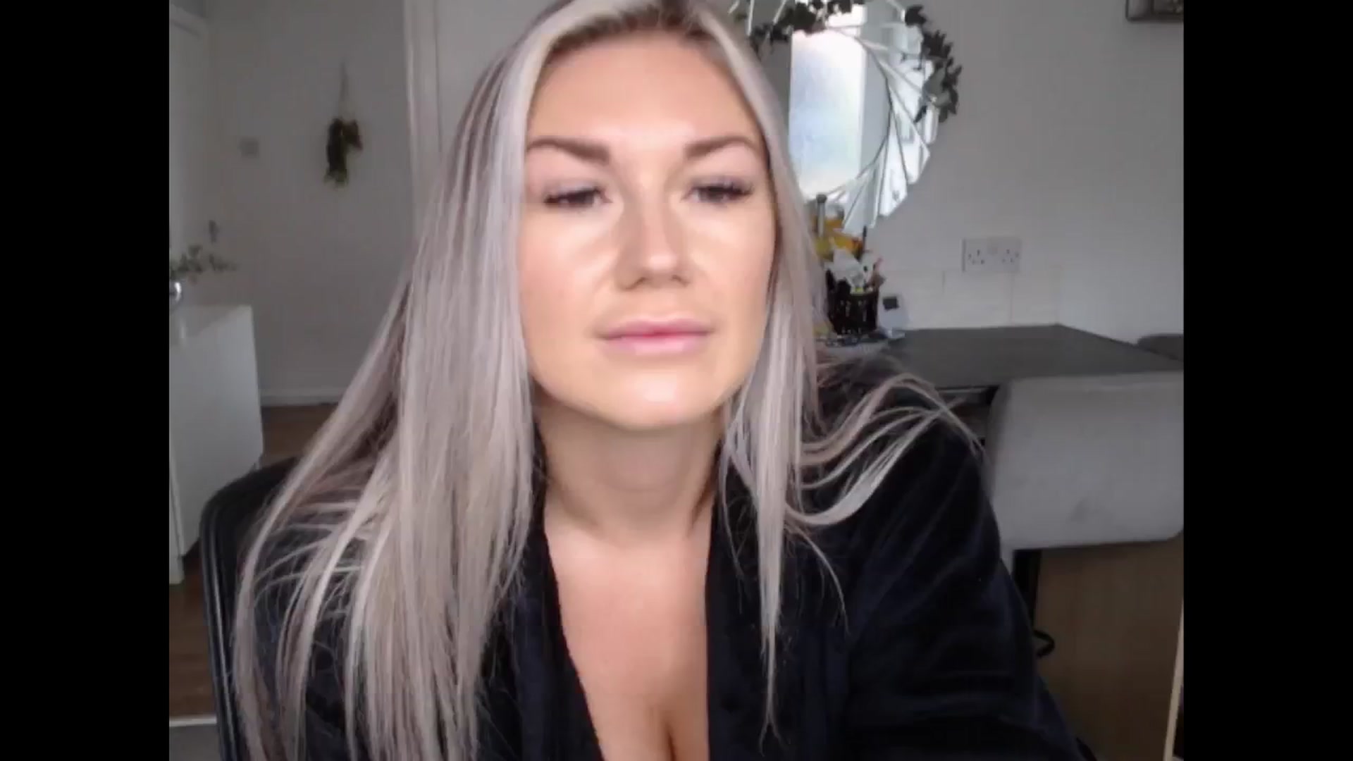 Gallery image thumbnail from LovelyLucy25's myfreecams stream on, 11/16/2024, 10:55 image 2 of 20