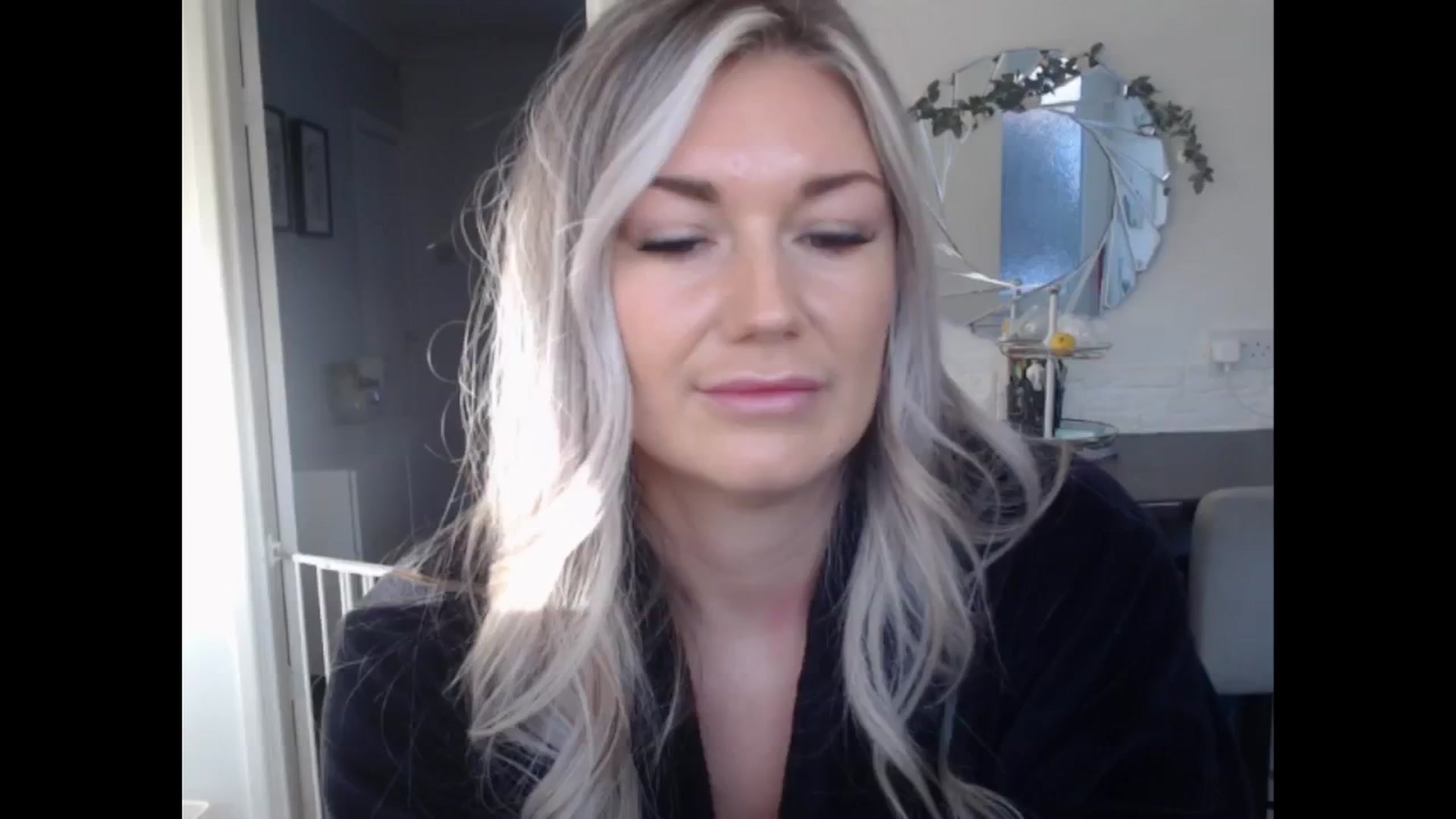 Gallery image thumbnail from LovelyLucy25's myfreecams stream on, 11/21/2024, 10:08 image 13 of 20
