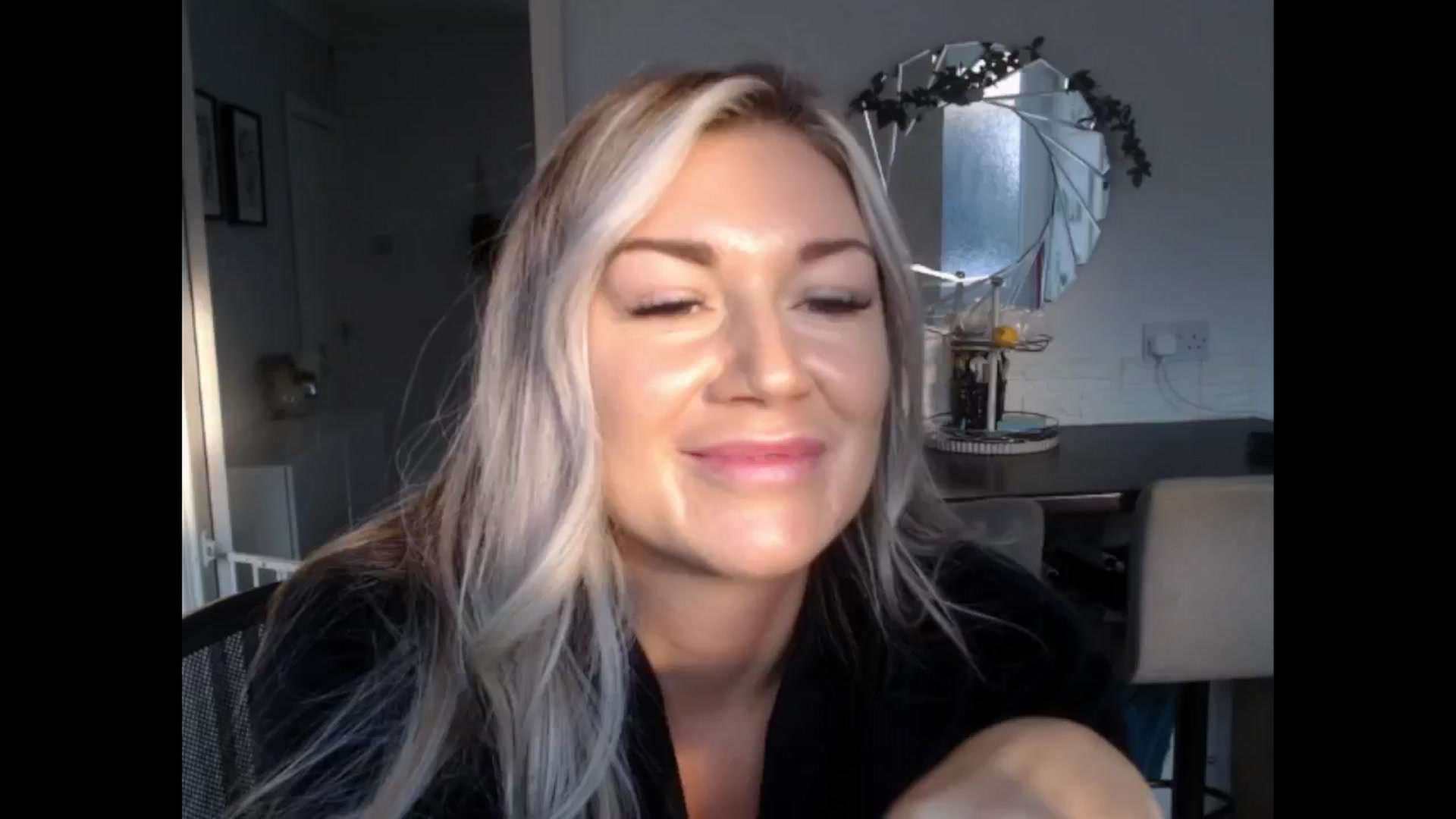 Gallery image thumbnail from LovelyLucy25's myfreecams stream on, 11/21/2024, 10:08 image 3 of 20