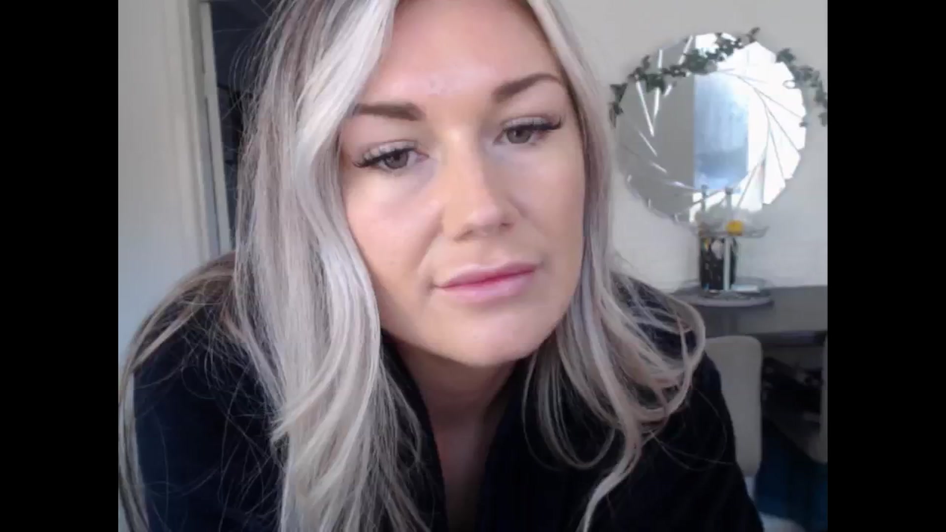 Gallery image thumbnail from LovelyLucy25's myfreecams stream on, 11/21/2024, 11:58 image 1 of 20