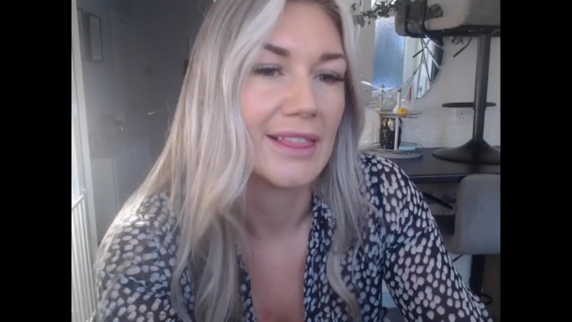 Gallery image thumbnail from LovelyLucy25's myfreecams stream on, 11/22/2024, 10:33 image 2 of 20