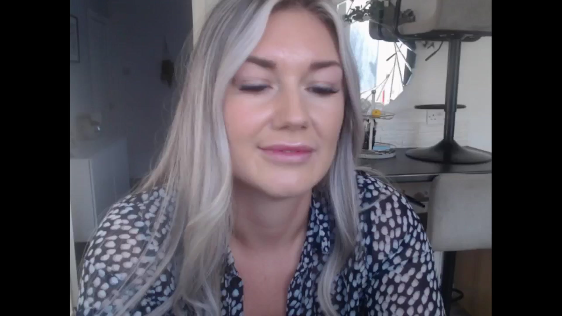 Gallery image thumbnail from LovelyLucy25's myfreecams stream on, 11/22/2024, 10:33 image 14 of 20