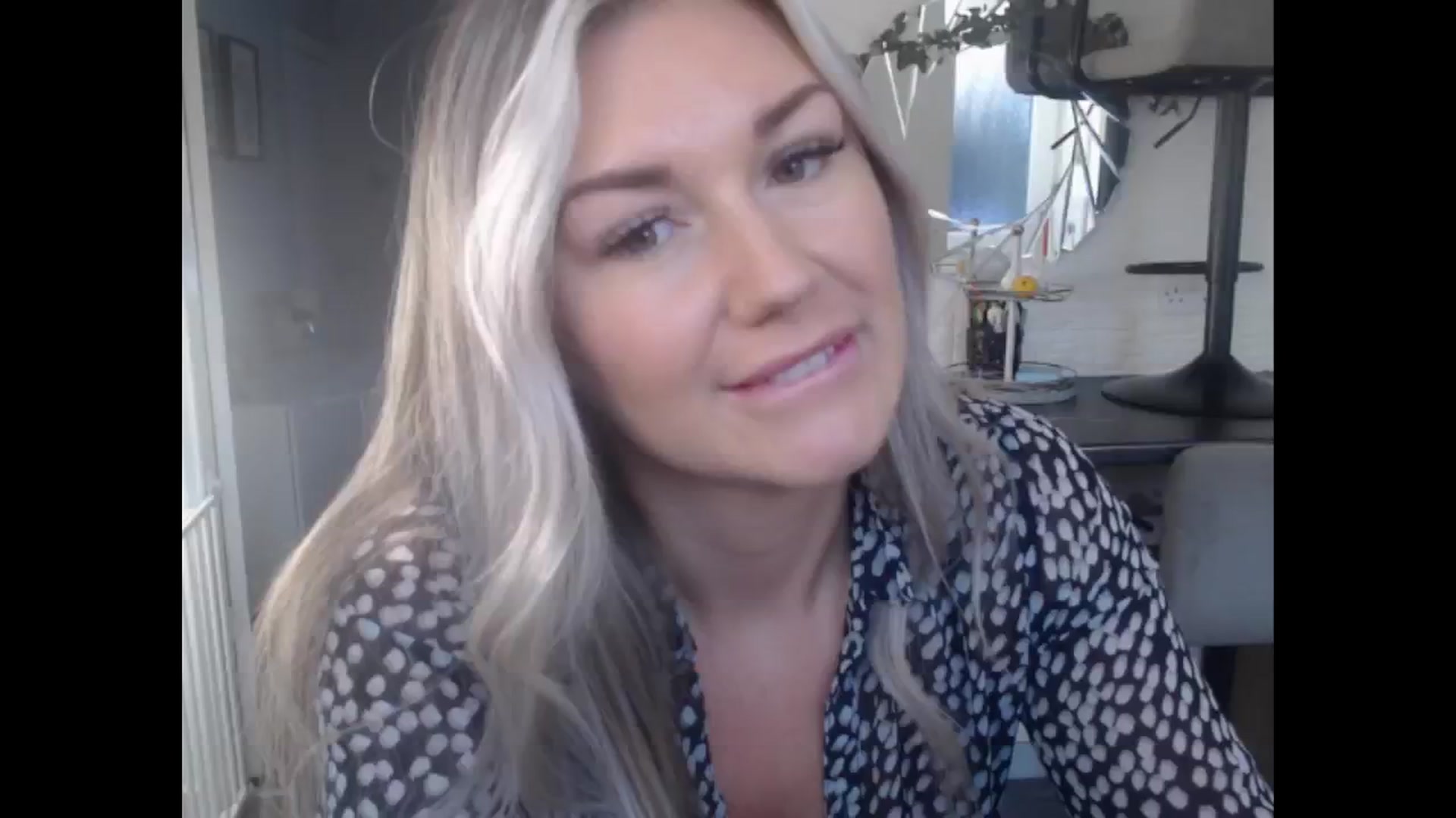 Gallery image thumbnail from LovelyLucy25's myfreecams stream on, 11/22/2024, 10:33 image 1 of 20