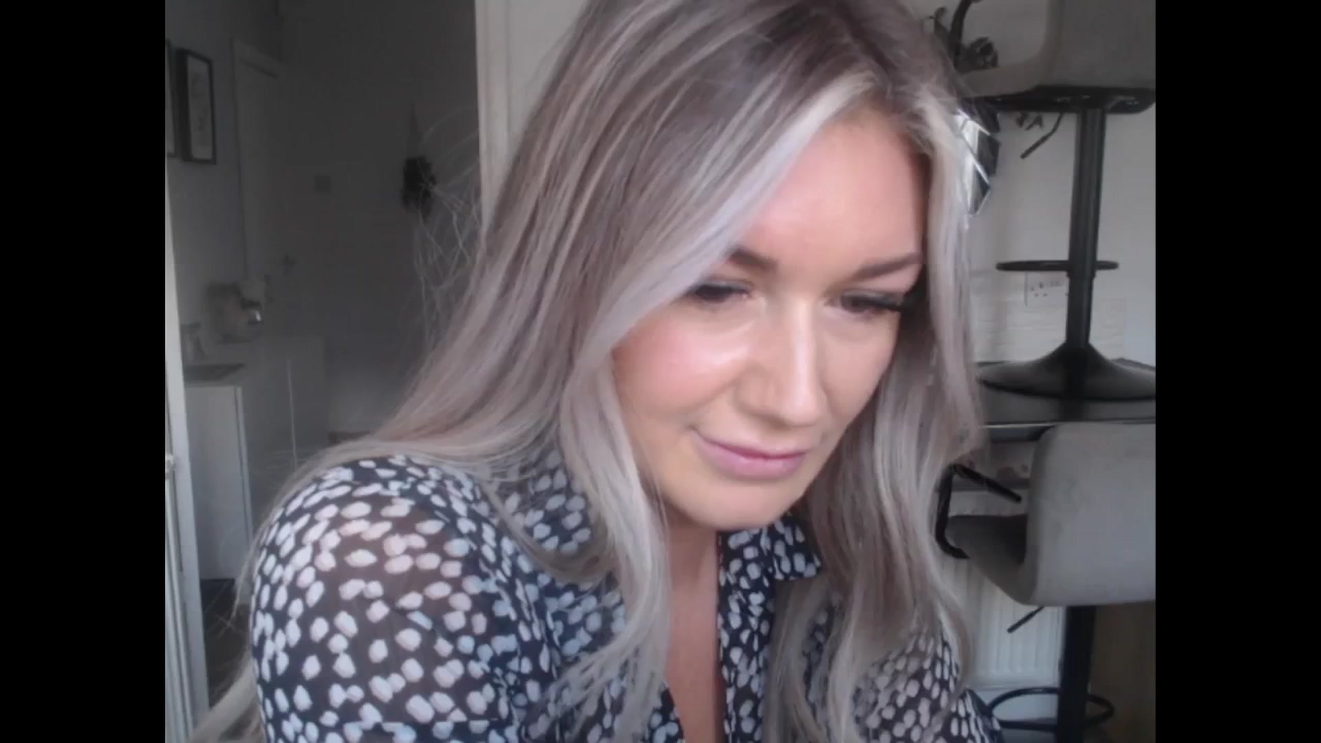 Gallery image thumbnail from LovelyLucy25's myfreecams stream on, 11/22/2024, 11:10 image 6 of 20