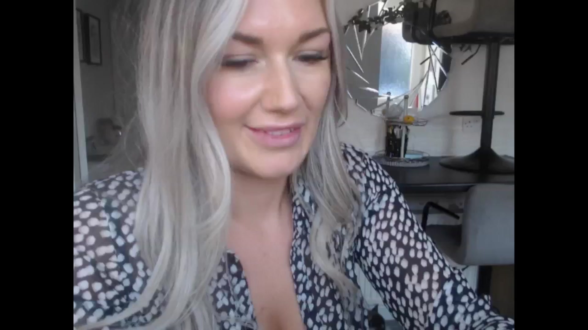 Gallery image thumbnail from LovelyLucy25's myfreecams stream on, 11/22/2024, 12:03 image 20 of 20