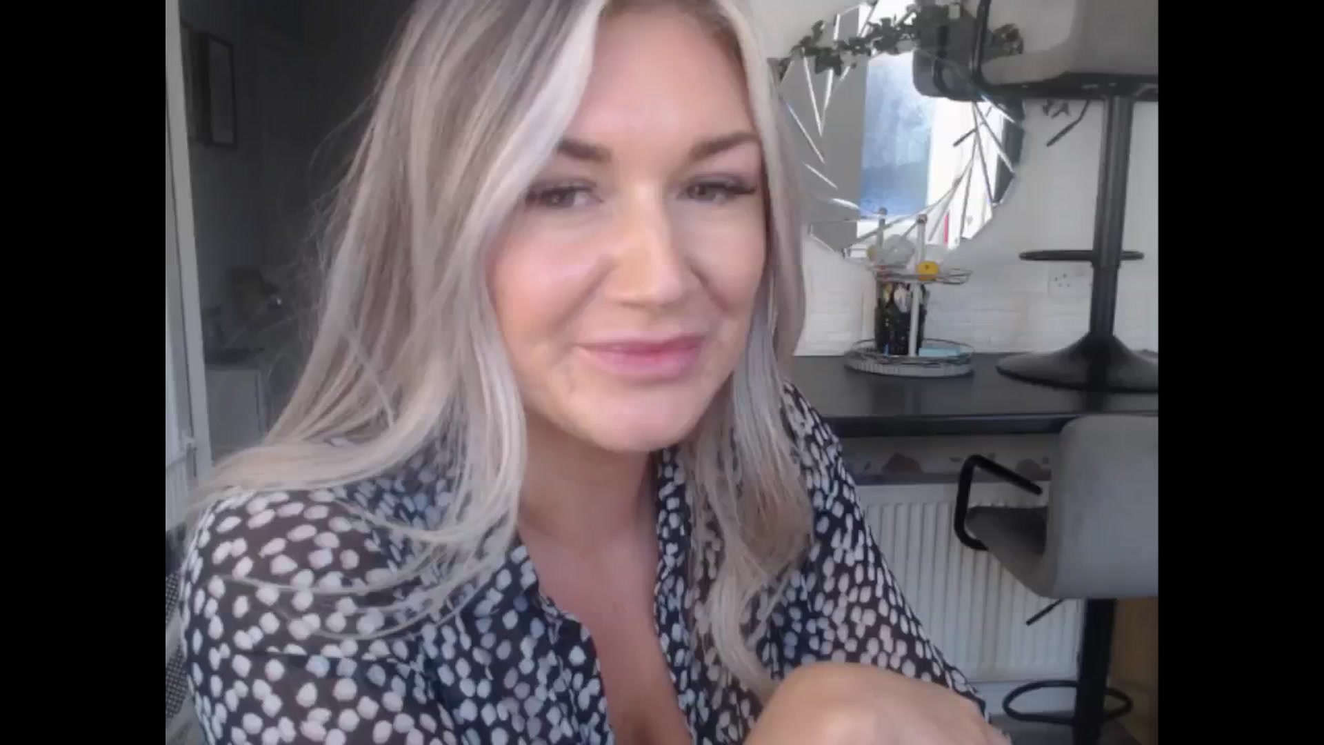 Gallery image thumbnail from LovelyLucy25's myfreecams stream on, 11/22/2024, 12:03 image 1 of 20