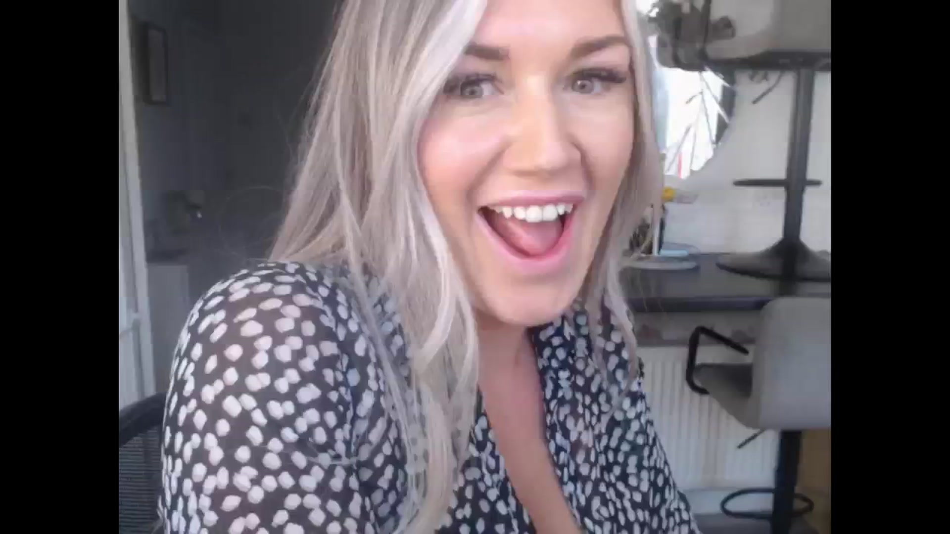 Gallery image thumbnail from LovelyLucy25's myfreecams stream on, 11/22/2024, 12:03 image 3 of 20