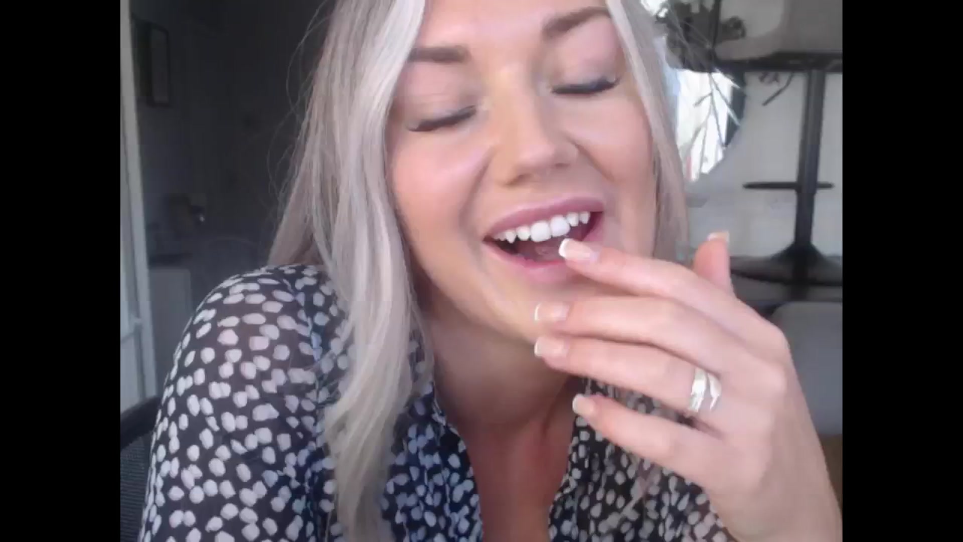 Gallery image thumbnail from LovelyLucy25's myfreecams stream on, 11/22/2024, 12:03 image 4 of 20