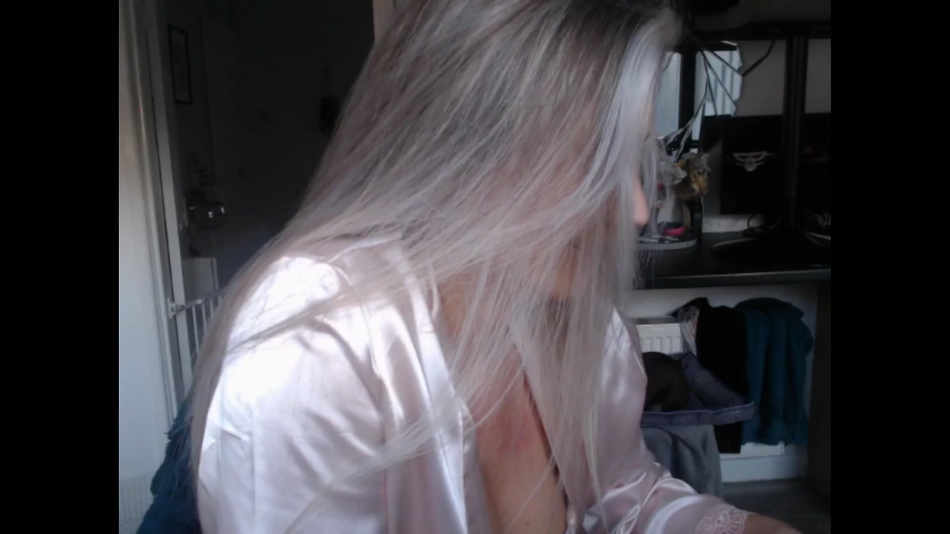 Gallery image thumbnail from LovelyLucy25's myfreecams stream on, 01/03/2025, 10:43 image 7 of 20