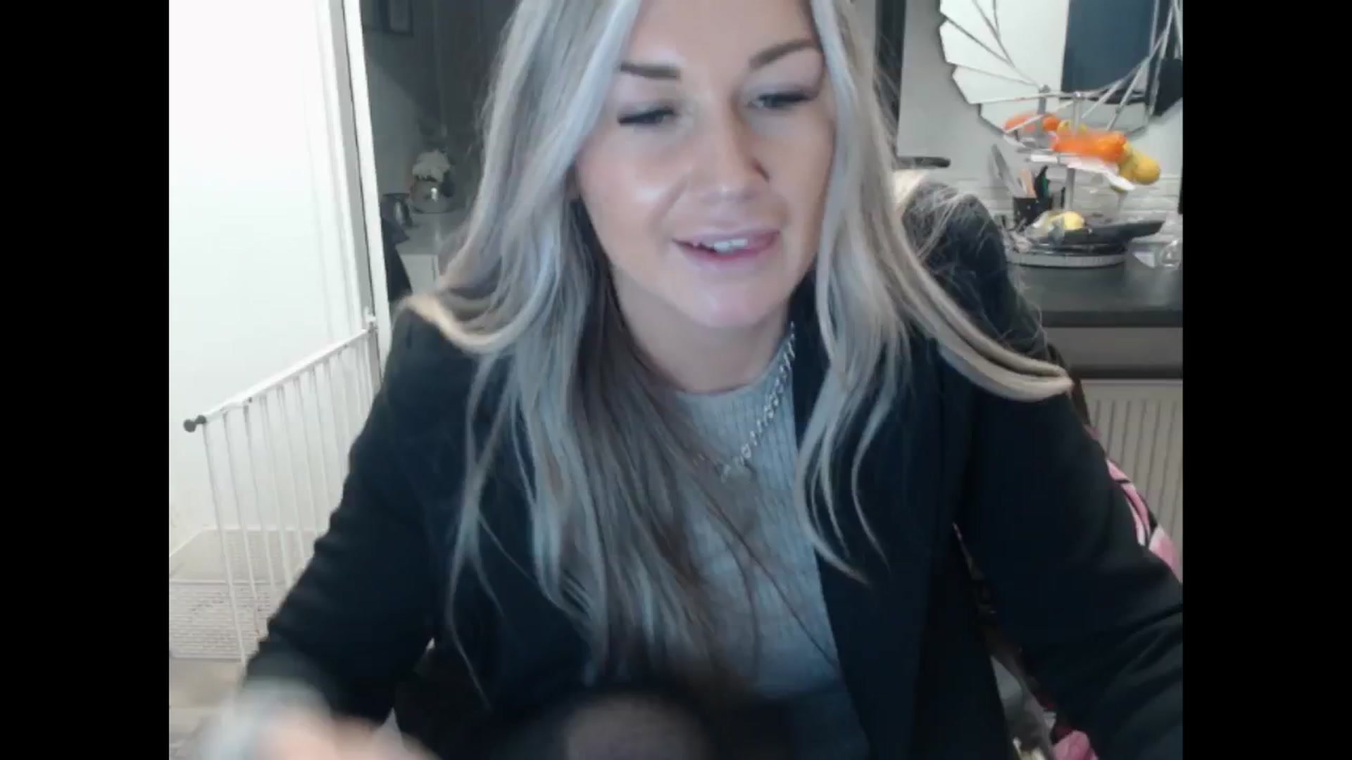 Gallery image thumbnail from LovelyLucy25's myfreecams stream on, 01/09/2025, 16:34 image 8 of 20
