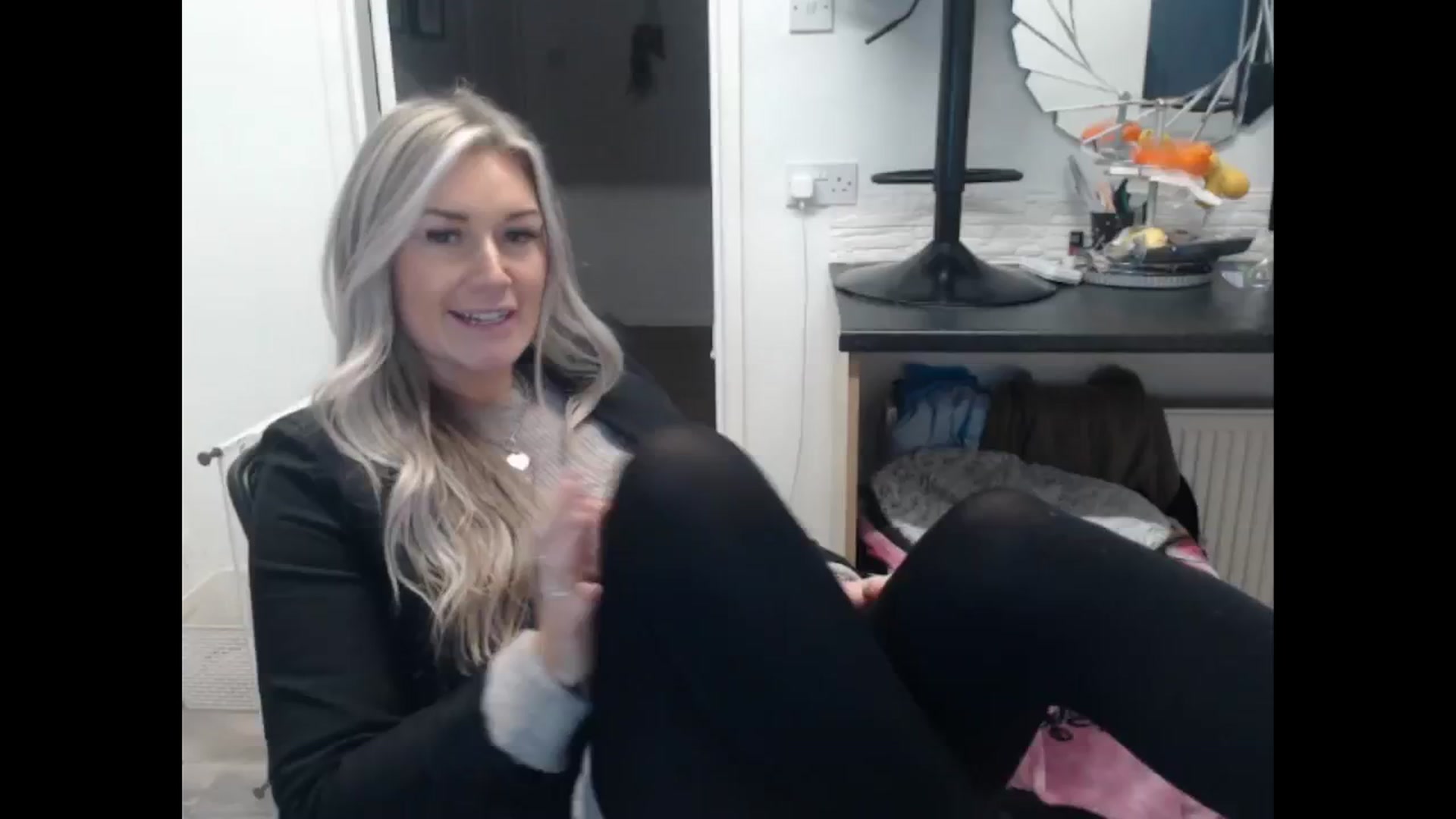 Gallery image thumbnail from LovelyLucy25's myfreecams stream on, 01/09/2025, 16:34 image 3 of 20