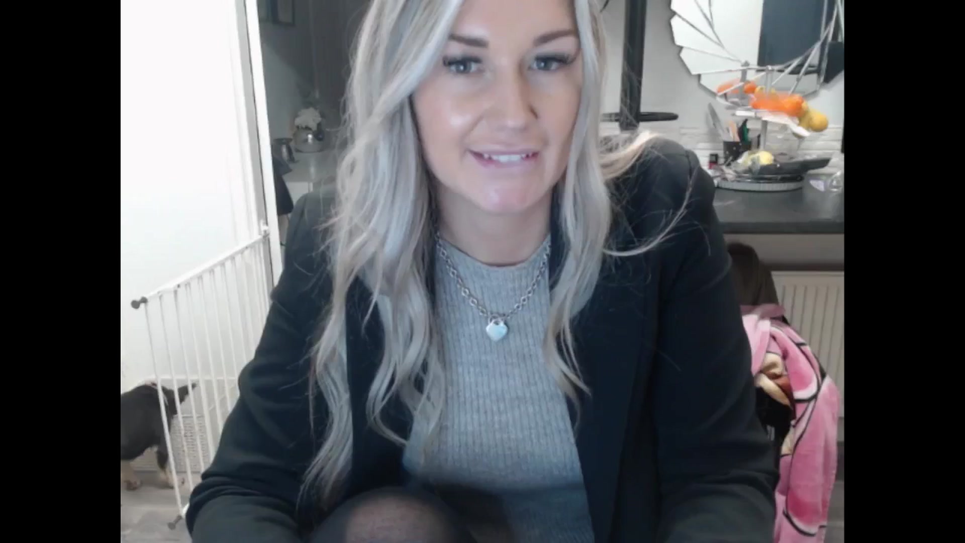 Gallery image thumbnail from LovelyLucy25's myfreecams stream on, 01/09/2025, 16:34 image 14 of 20