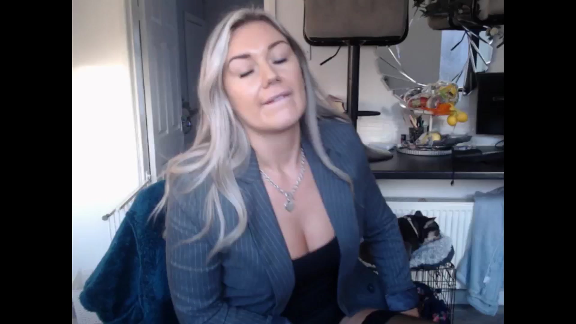 Gallery image thumbnail from LovelyLucy25's myfreecams stream on, 01/10/2025, 10:52 image 2 of 20