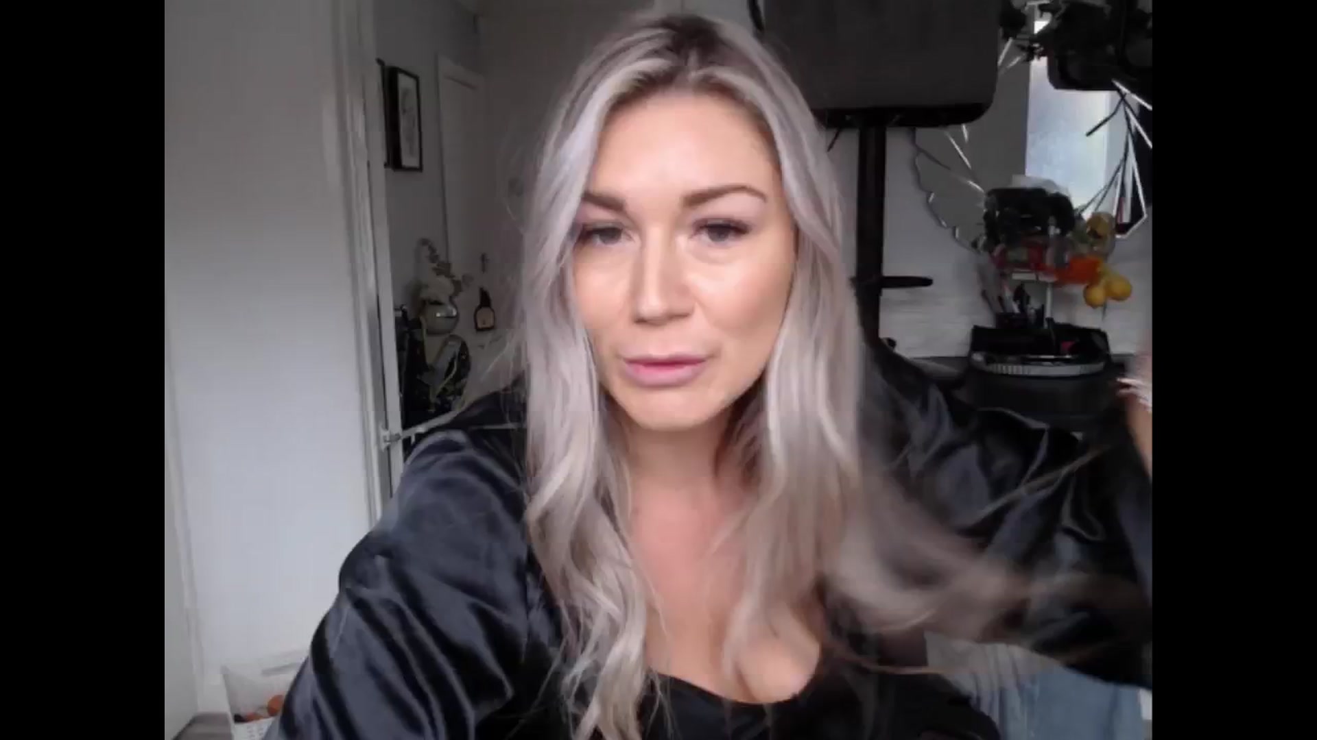 Gallery image thumbnail from LovelyLucy25's myfreecams stream on, 01/12/2025, 11:57 image 4 of 20