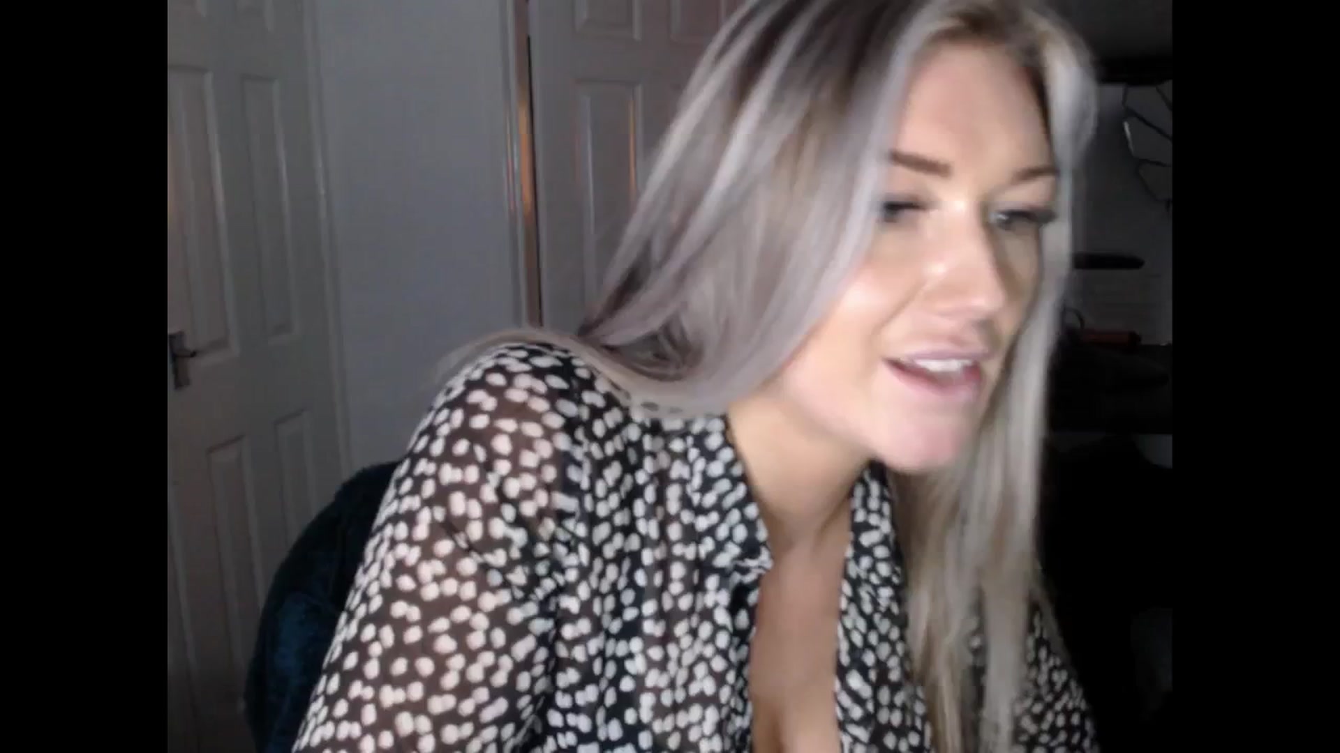 Gallery image thumbnail from LovelyLucy25's myfreecams stream on, 01/16/2025, 18:02 image 12 of 20