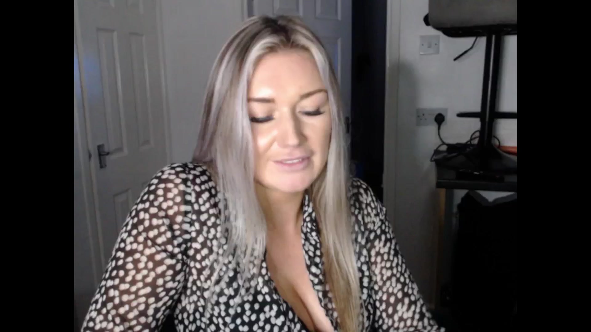 Gallery image thumbnail from LovelyLucy25's myfreecams stream on, 01/16/2025, 18:02 image 15 of 20