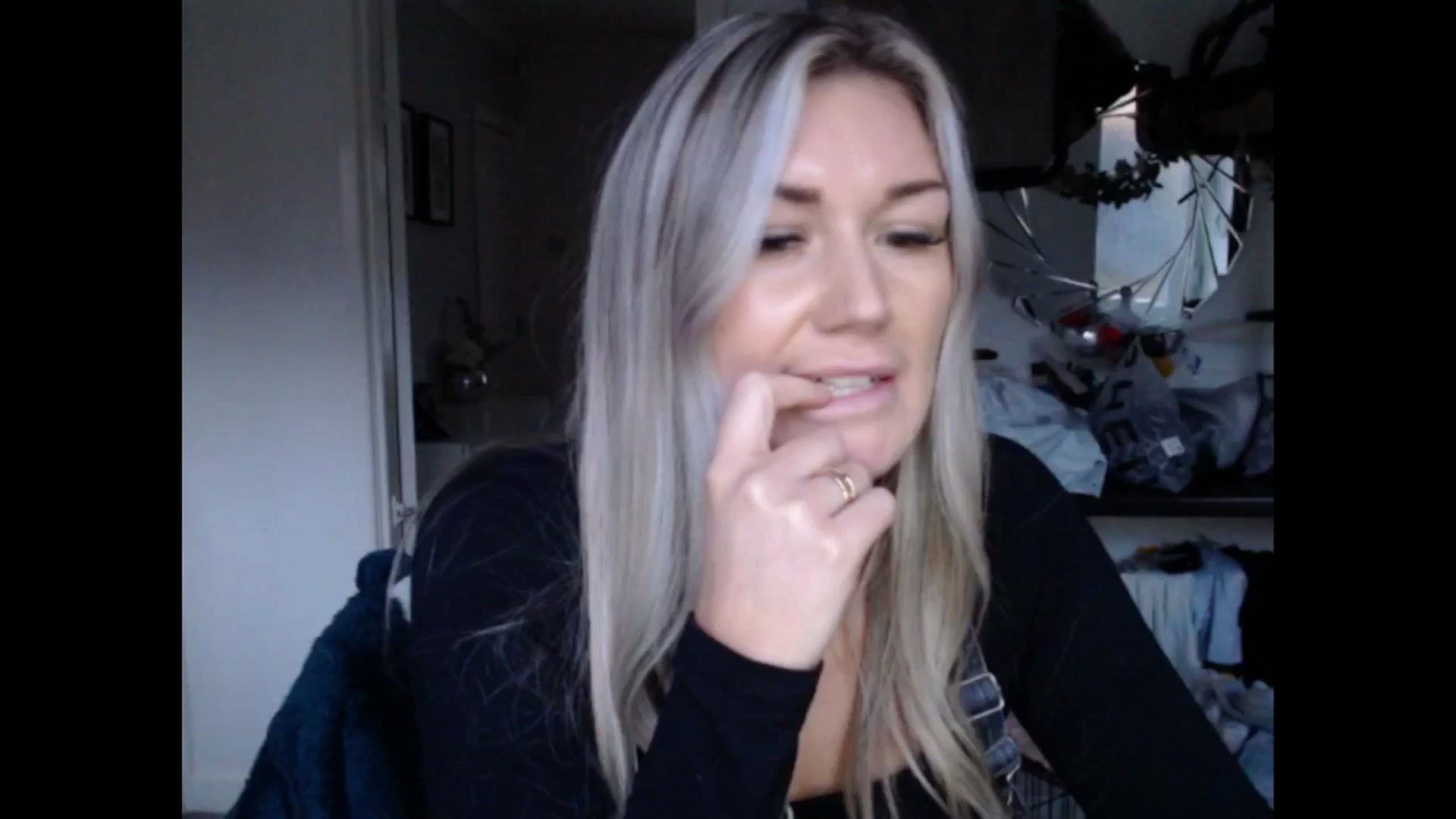Gallery image thumbnail from LovelyLucy25's myfreecams stream on, 01/21/2025, 16:35 image 15 of 20