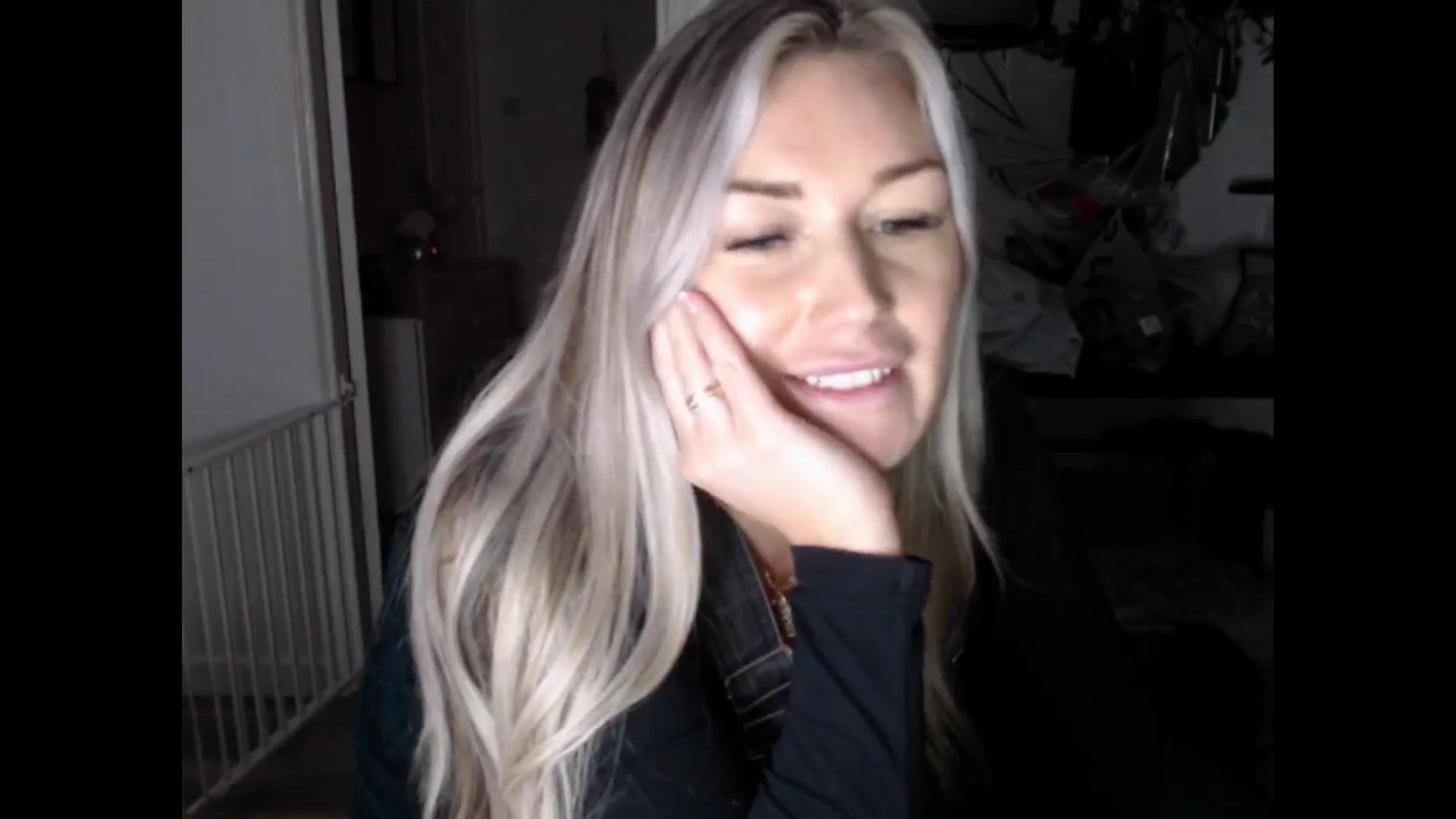 Gallery image thumbnail from LovelyLucy25's myfreecams stream on, 01/21/2025, 17:58 image 18 of 20
