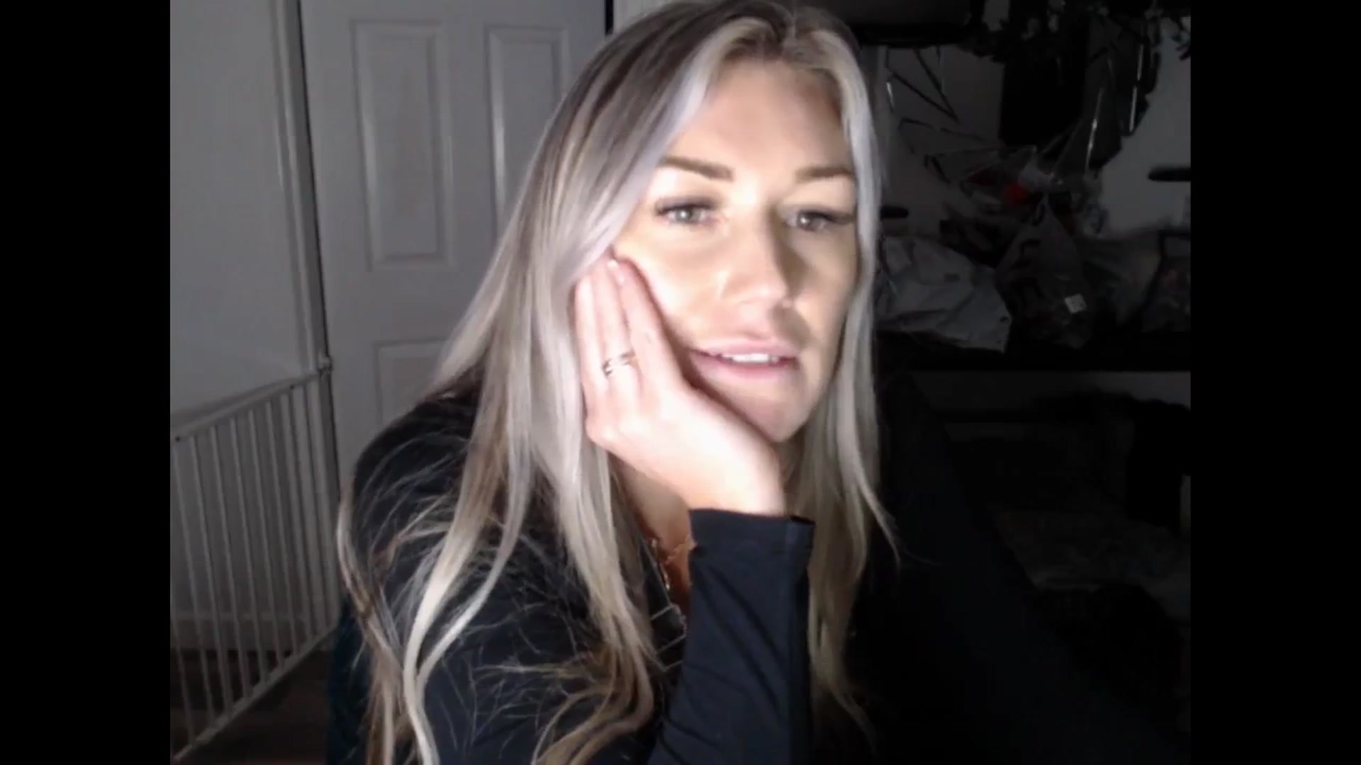Gallery image thumbnail from LovelyLucy25's myfreecams stream on, 01/21/2025, 17:58 image 20 of 20