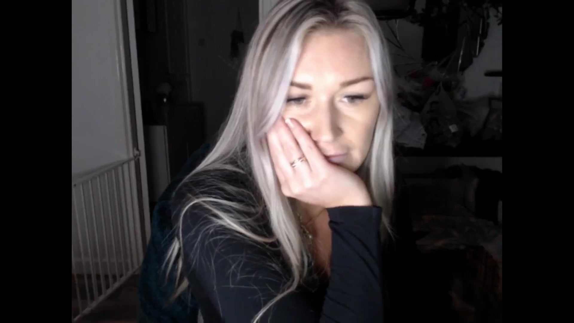 Gallery image thumbnail from LovelyLucy25's myfreecams stream on, 01/21/2025, 17:58 image 14 of 20