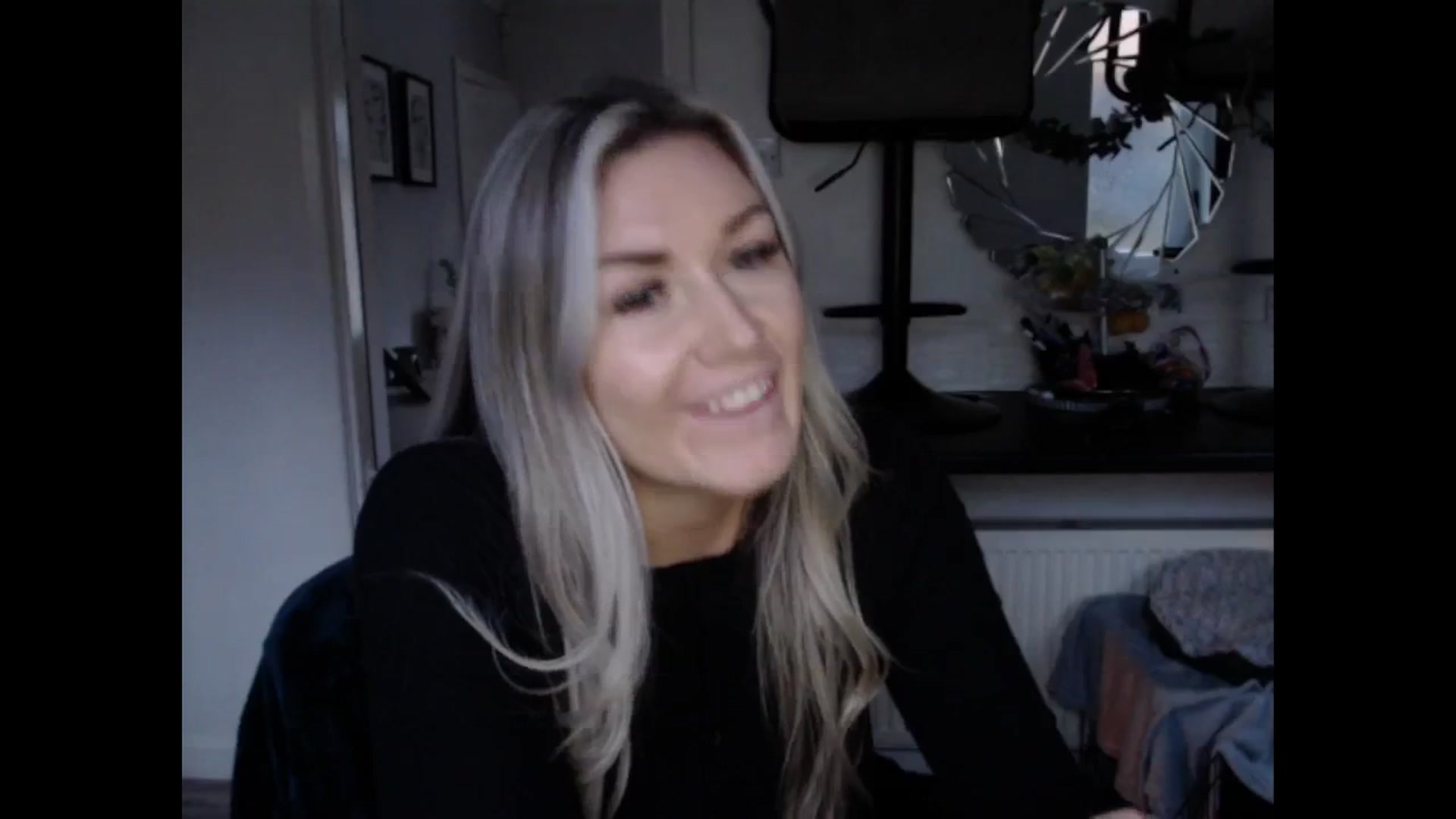 Gallery image thumbnail from LovelyLucy25's myfreecams stream on, 01/23/2025, 16:32 image 19 of 20