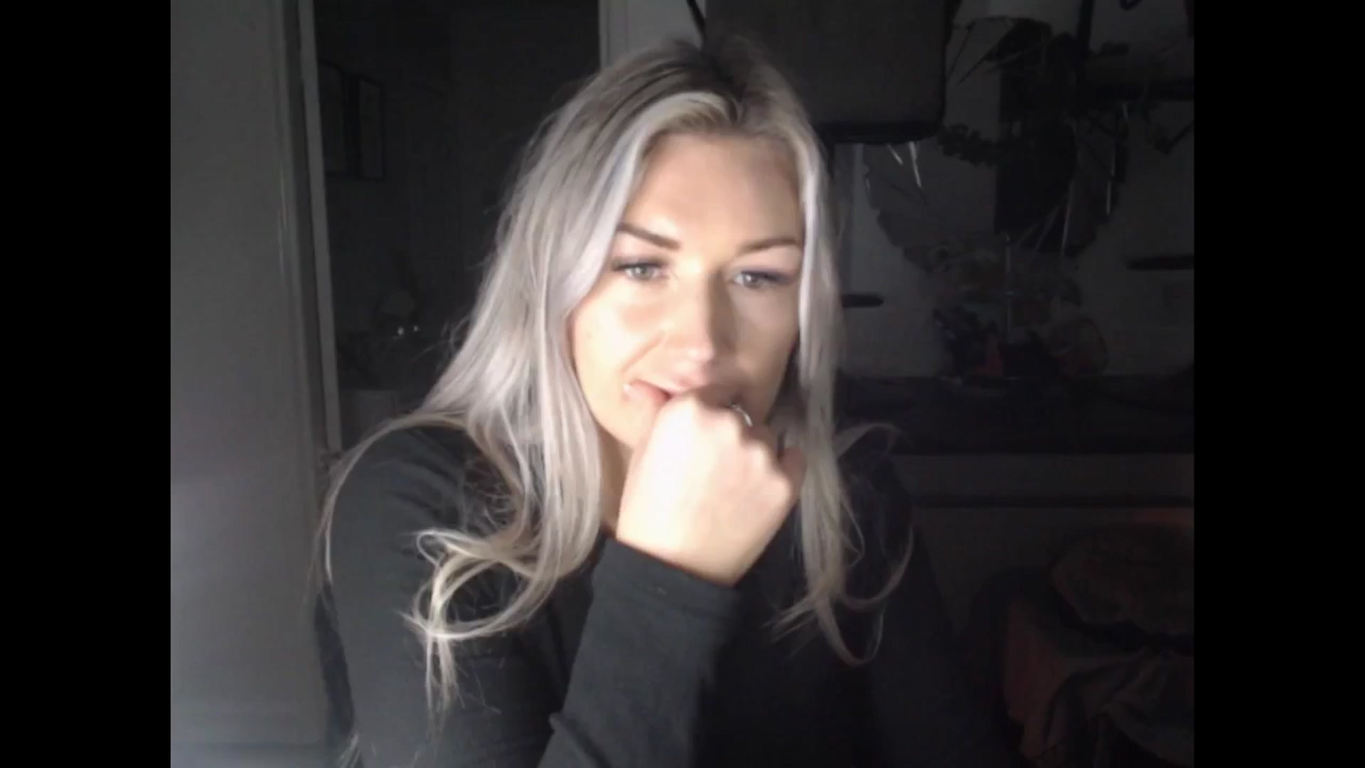 Gallery image thumbnail from LovelyLucy25's myfreecams stream on, 01/23/2025, 18:12 image 1 of 20