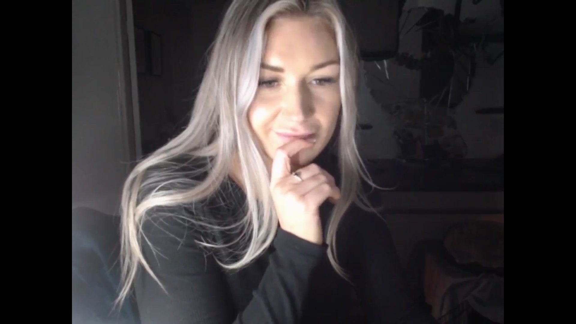 Gallery image thumbnail from LovelyLucy25's myfreecams stream on, 01/23/2025, 18:12 image 4 of 20