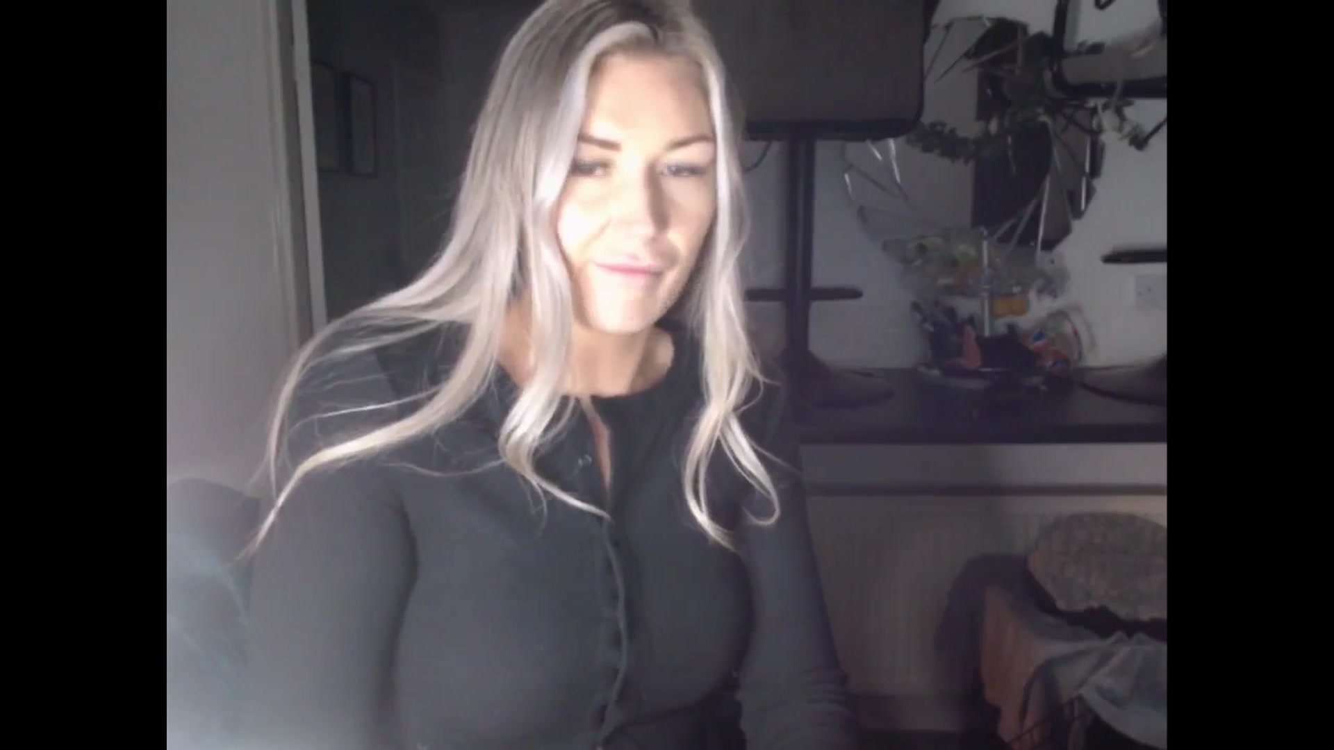 Gallery image thumbnail from LovelyLucy25's myfreecams stream on, 01/23/2025, 18:12 image 5 of 20