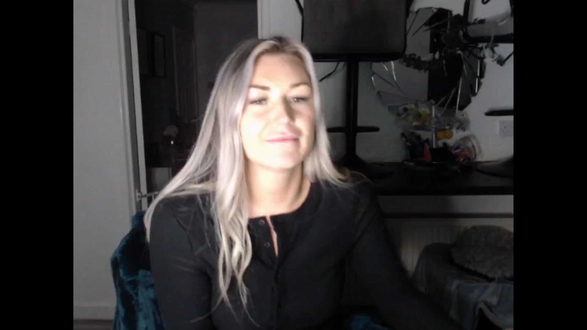 Gallery image thumbnail from LovelyLucy25's myfreecams stream on, 01/23/2025, 18:12 image 15 of 20
